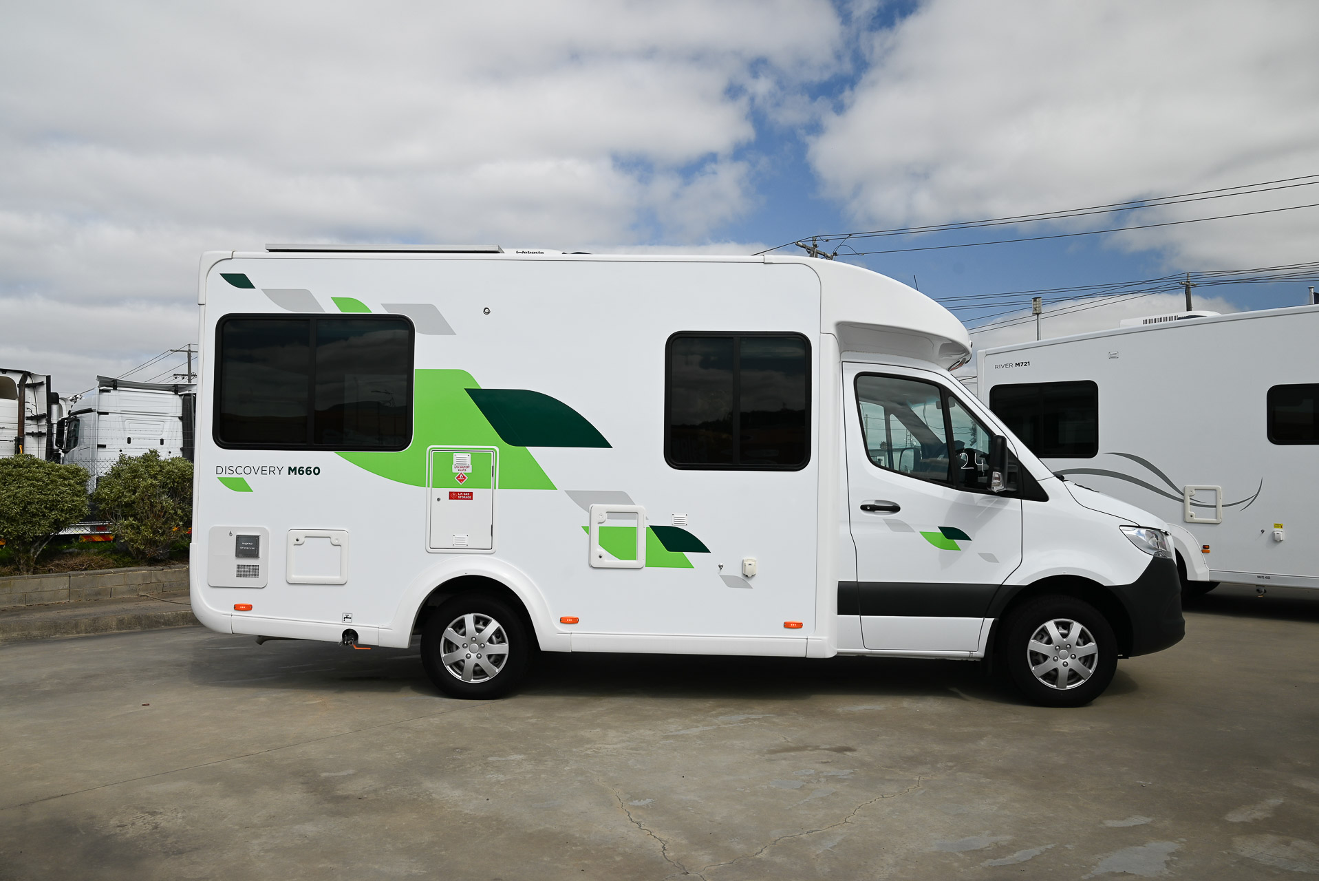 Carousel Popup Thumnails 7 - 2024 Kea Discovery M660 Mercedes 4 Berth
