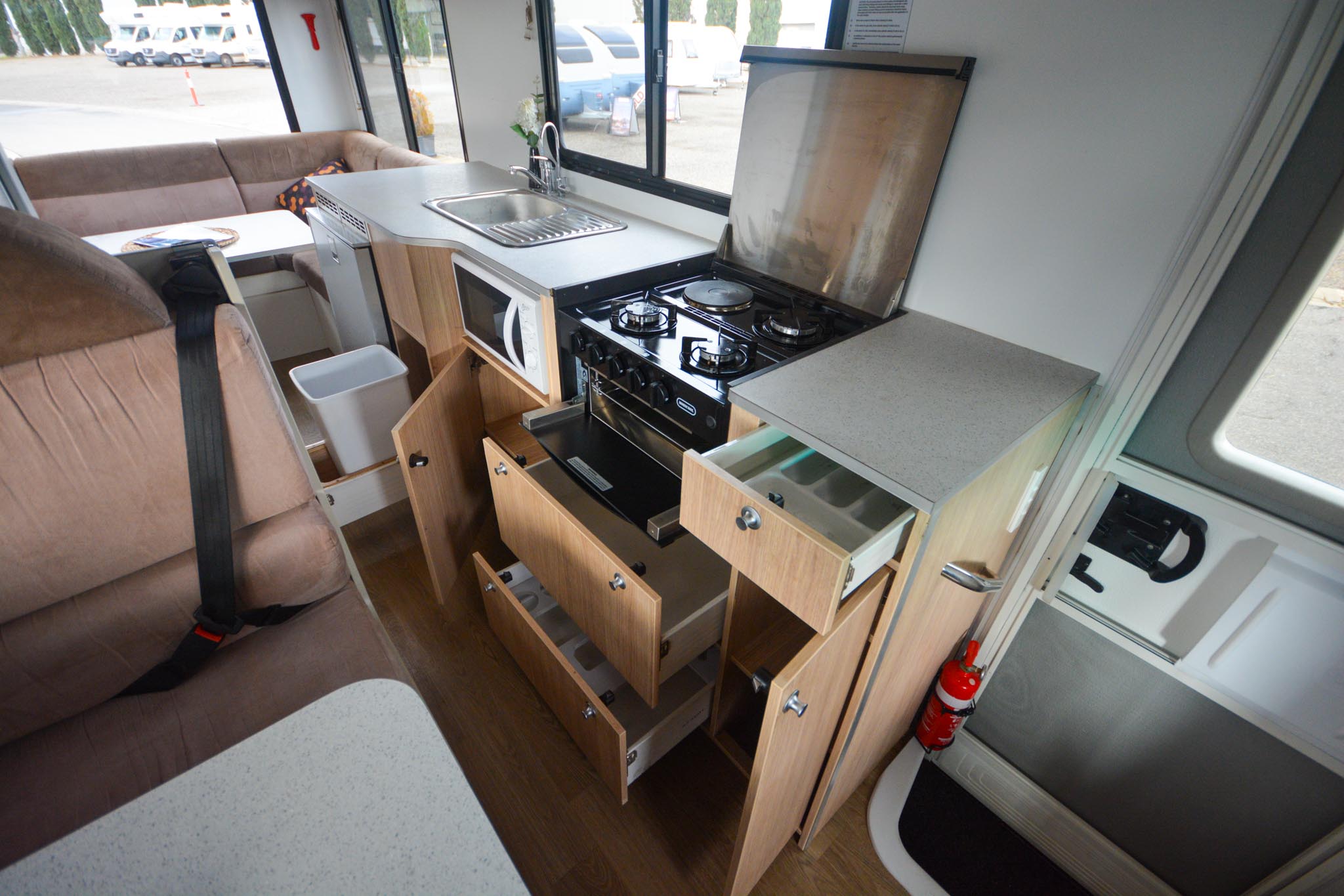 Carousel Popup Thumnails 38 - 2021 Kea River M721 Mercedes 6 Berth