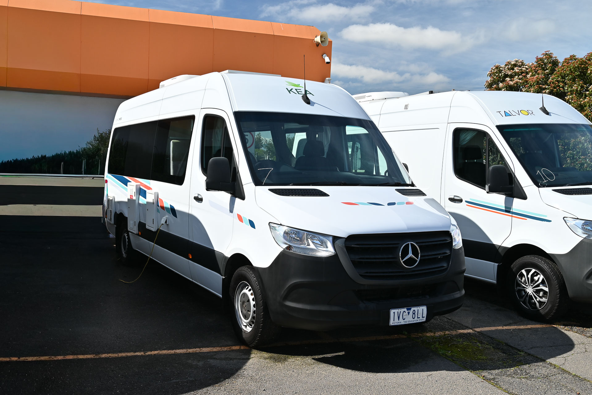 Carousel Popup Main - 2021 Kea Nomad M700 Mercedes 3 Berth