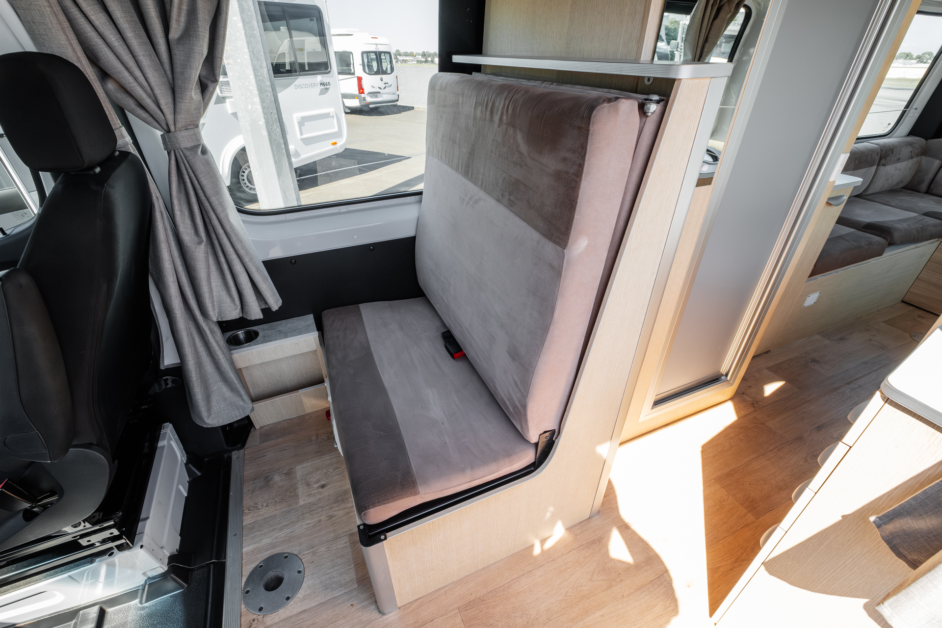Carousel Popup Thumnails 29 - 2022 Kea Nomad M700 Mercedes 3 Berth