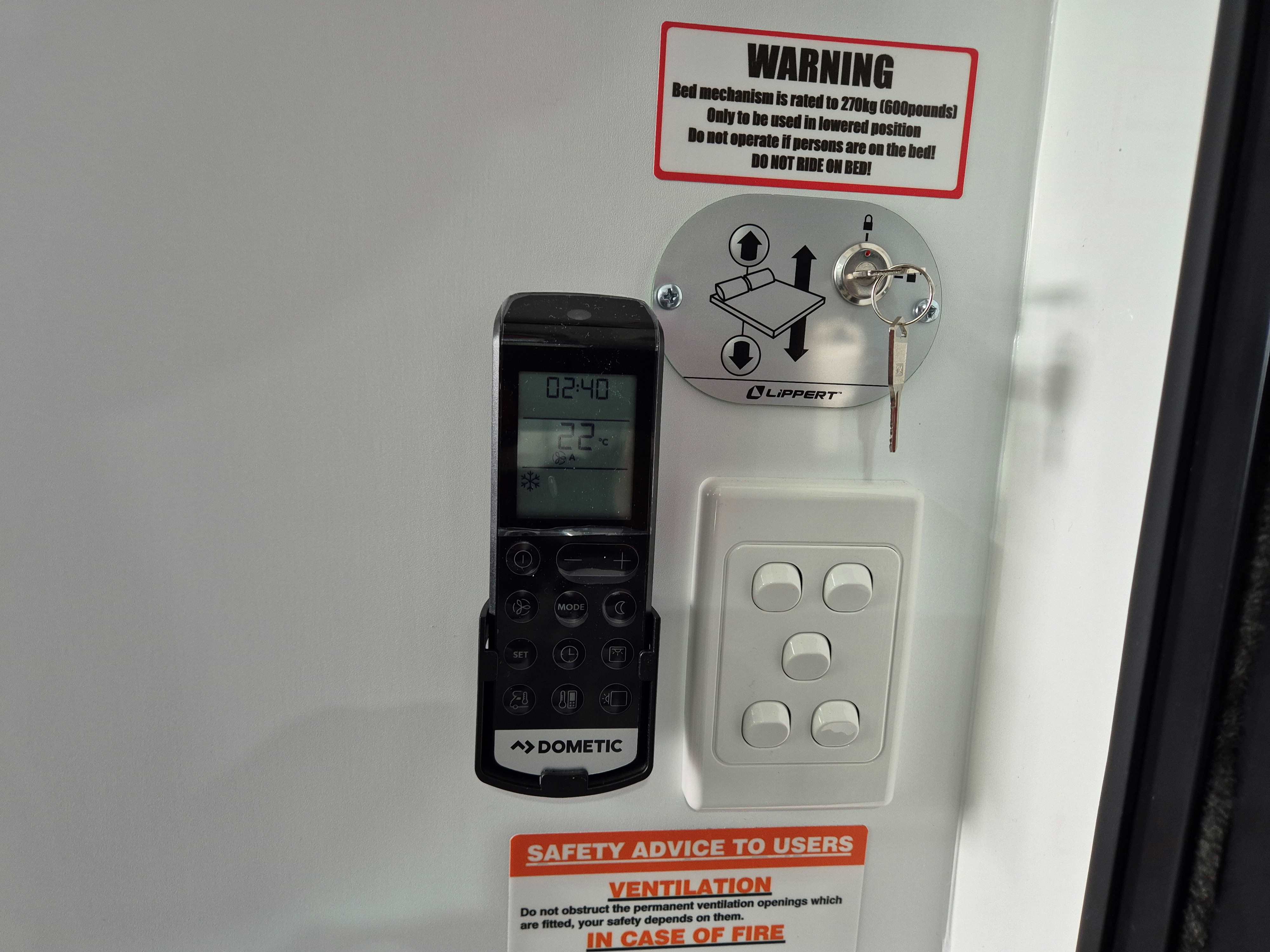 Carousel Popup Thumnails 27 - 2024 Windsor Daintree Renault 2 Berth