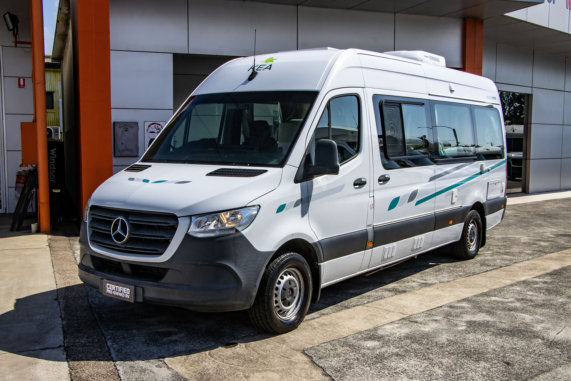 Carousel Popup Main - 2021 Kea Nomad M700 Mercedes 3 Berth
