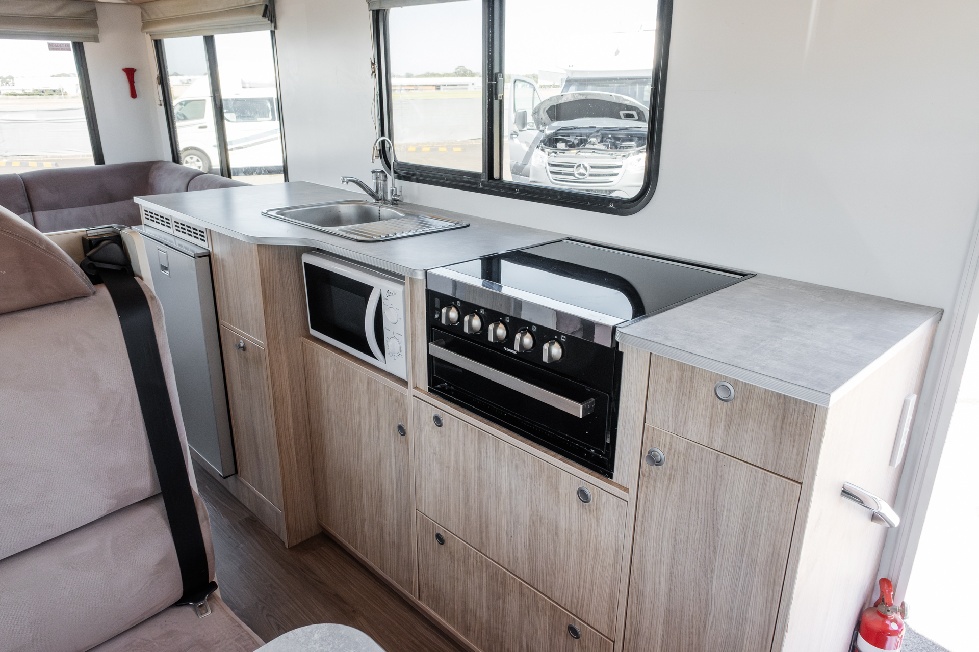 Carousel Popup Thumnails 30 - 2021 Kea River M721 Mercedes 6 Berth