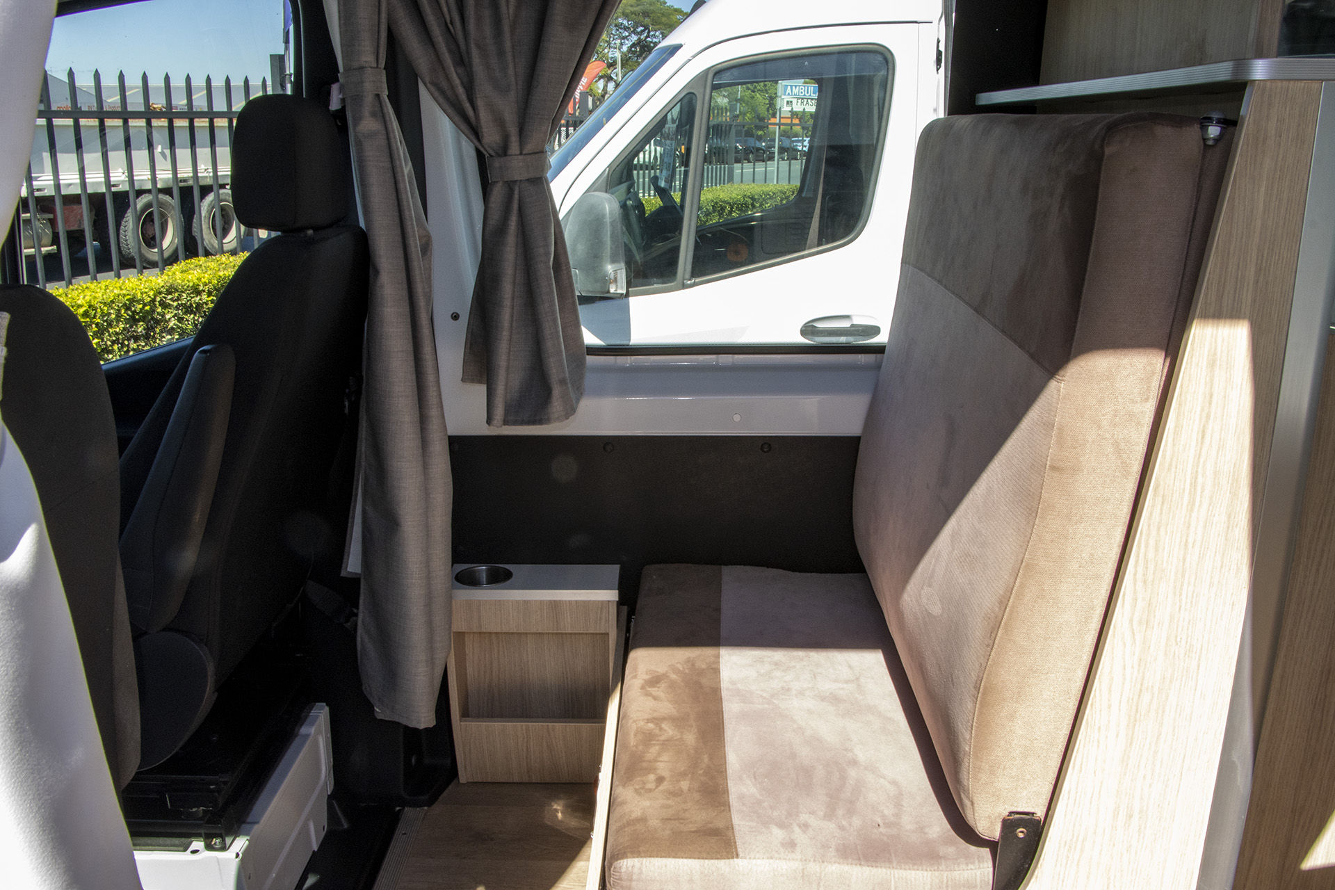 Carousel Popup Thumnails 24 - 2020 Kea Nomad M700 Mercedes 3 Berth