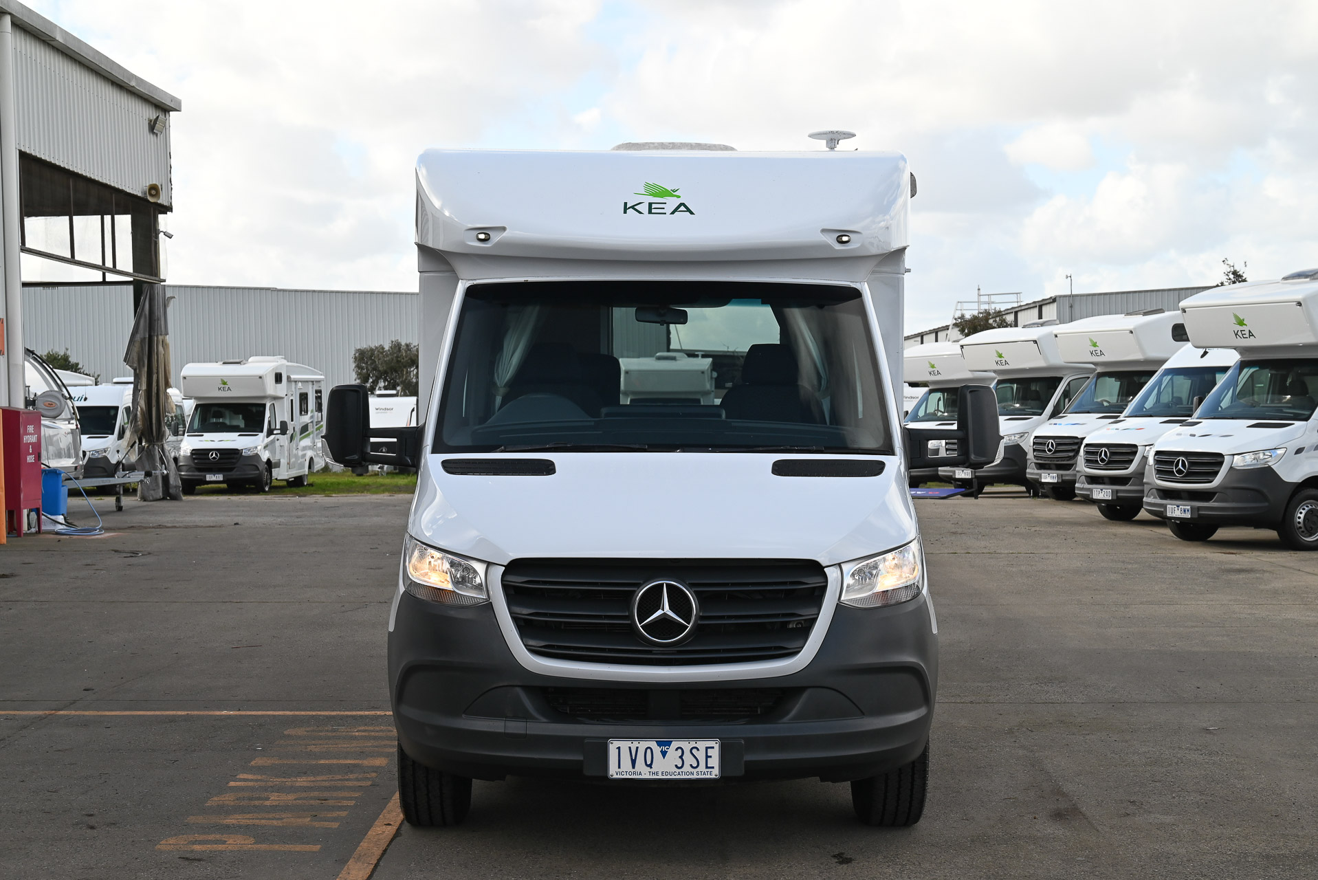 Carousel Popup Thumnails 3 - 2021 Kea Nomad Mercedes M700 3 Berth