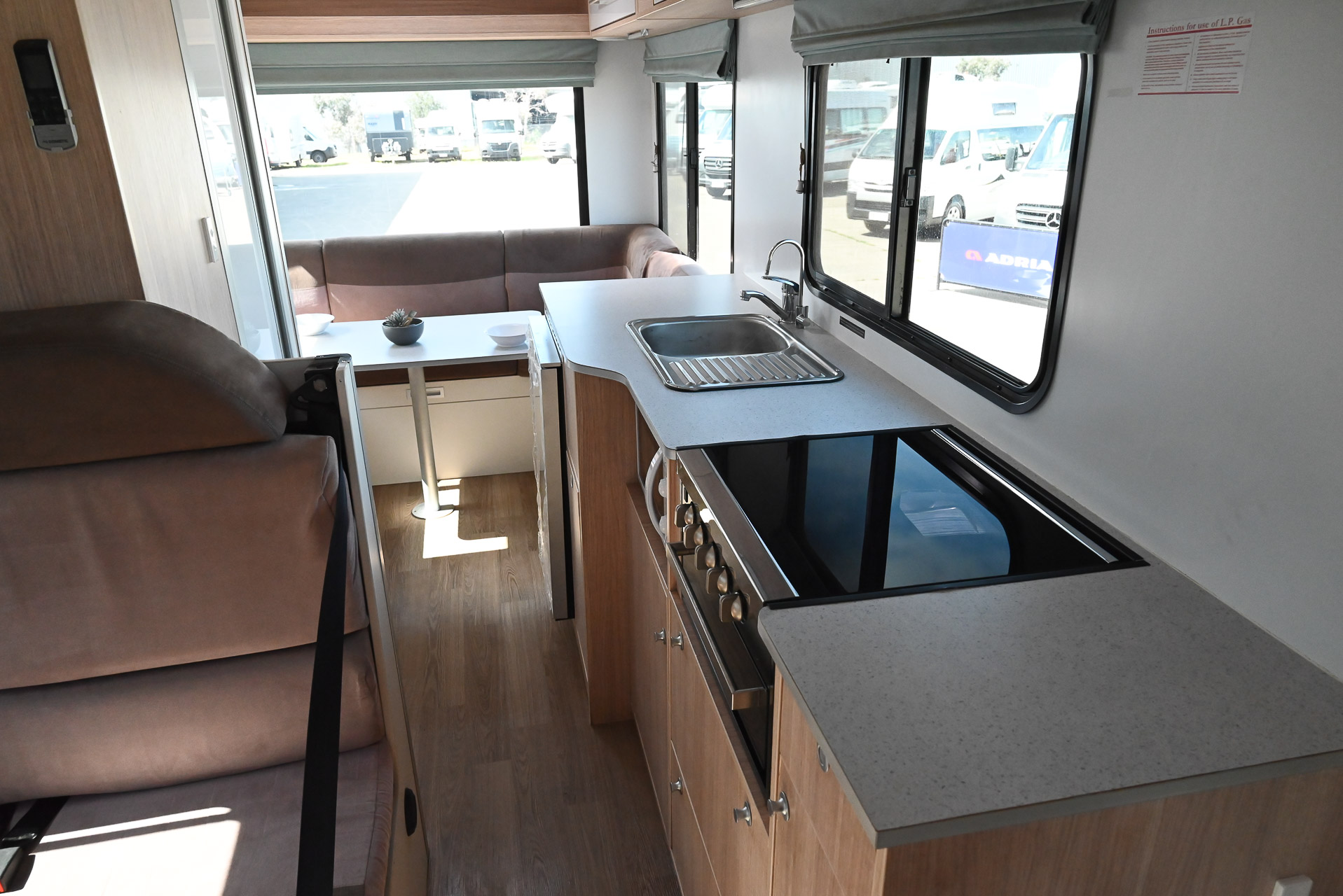 Carousel Popup Thumnails 22 - 2020 Kea River M721 Mercedes 6 Berth