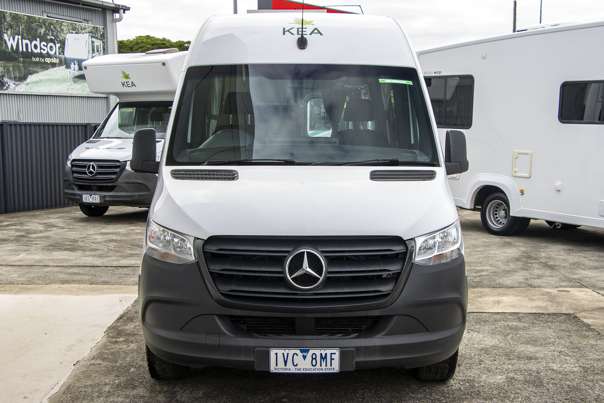 Carousel Popup Thumnails 3 - 2021 Kea Nomad M700 Mercedes 3 Berth