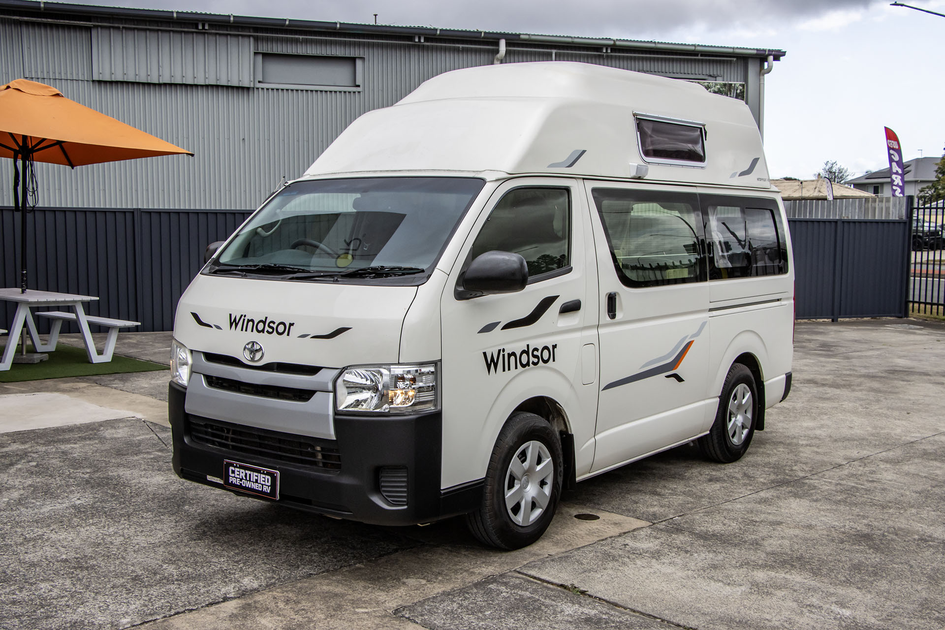 Carousel Popup Main - 2018 Windsor HiTop Plus T490 Toyota 2 Berth