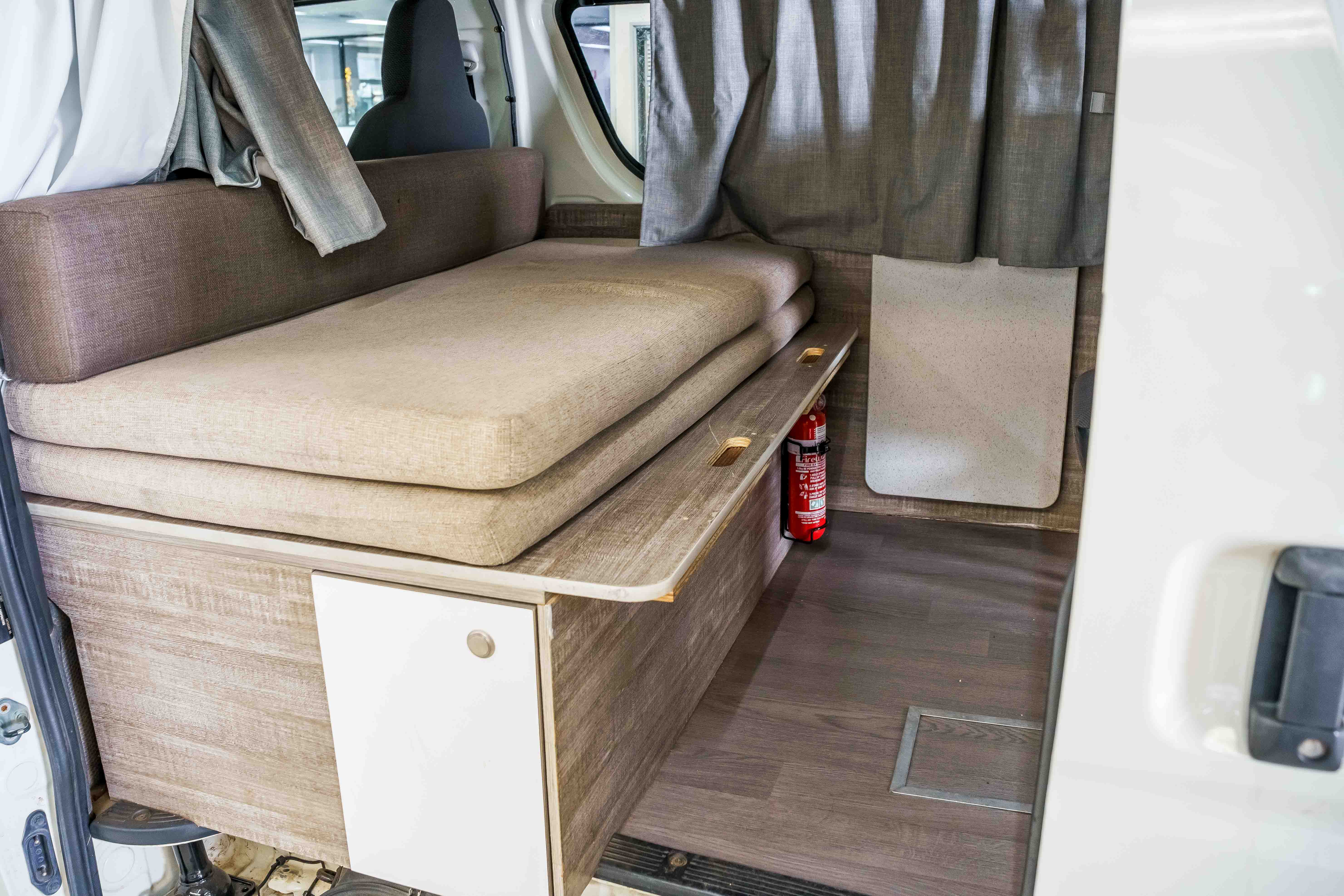 Carousel Popup Thumnails 13 - 2018 Talvor Endeavour Toyota 4 Berth