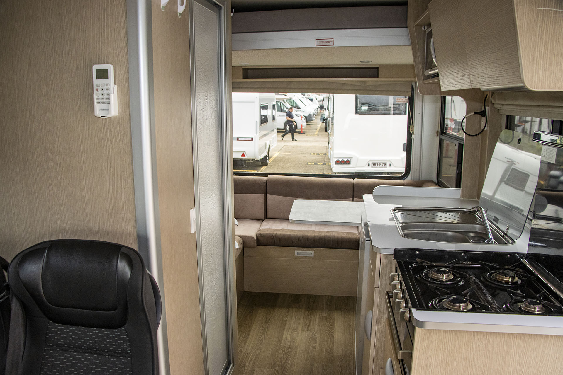 Carousel Popup Thumnails 32 - 2021 Kea Discovery M660 Mercedes 4 Berth