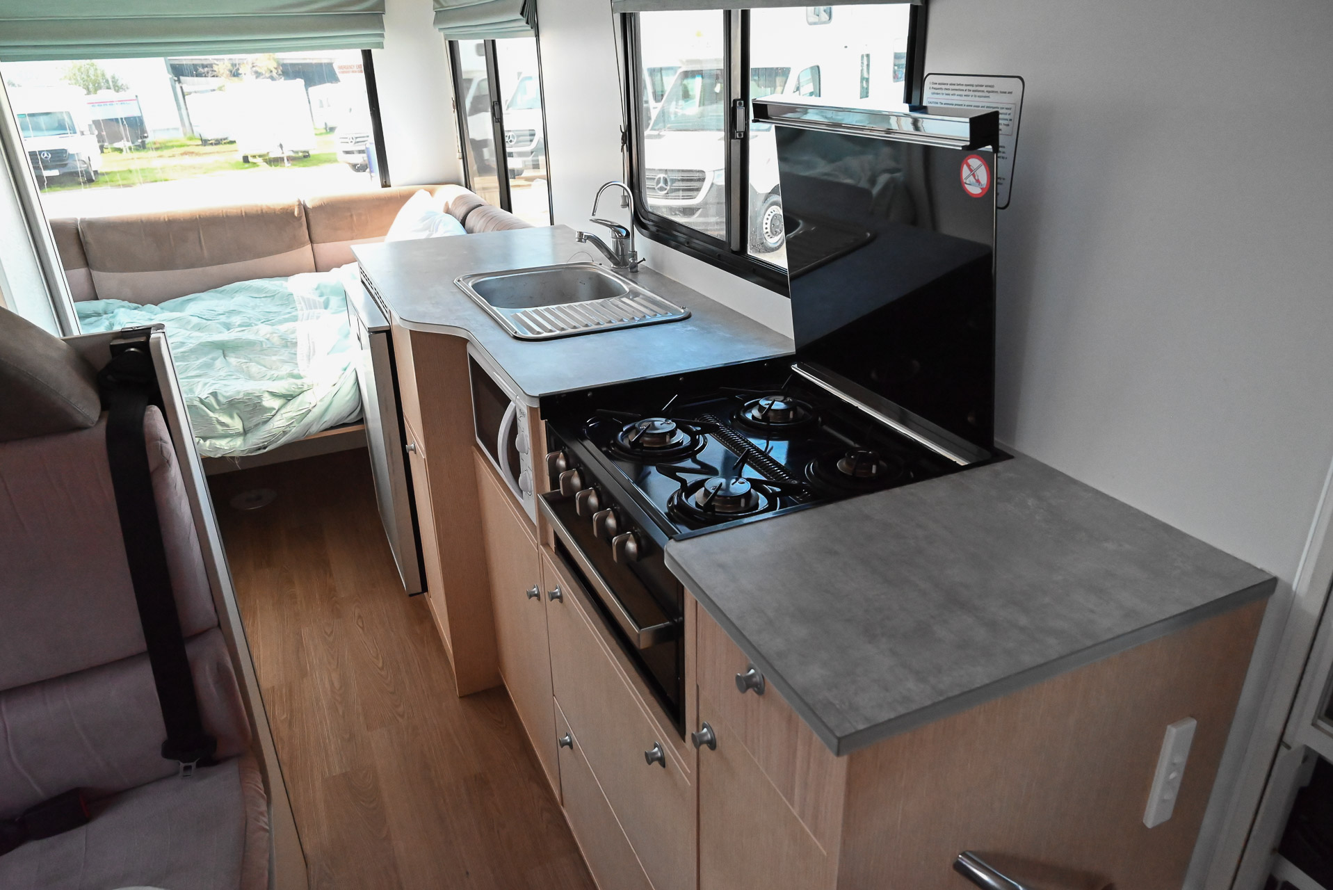 Carousel Popup Thumnails 19 - 2021 Kea River M721 Mercedes 6 Berth