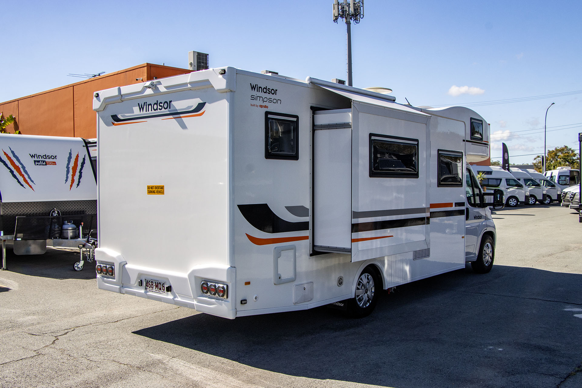 Carousel Popup Thumnails 6 - 2024 Windsor Simpson Fiat 4 Berth