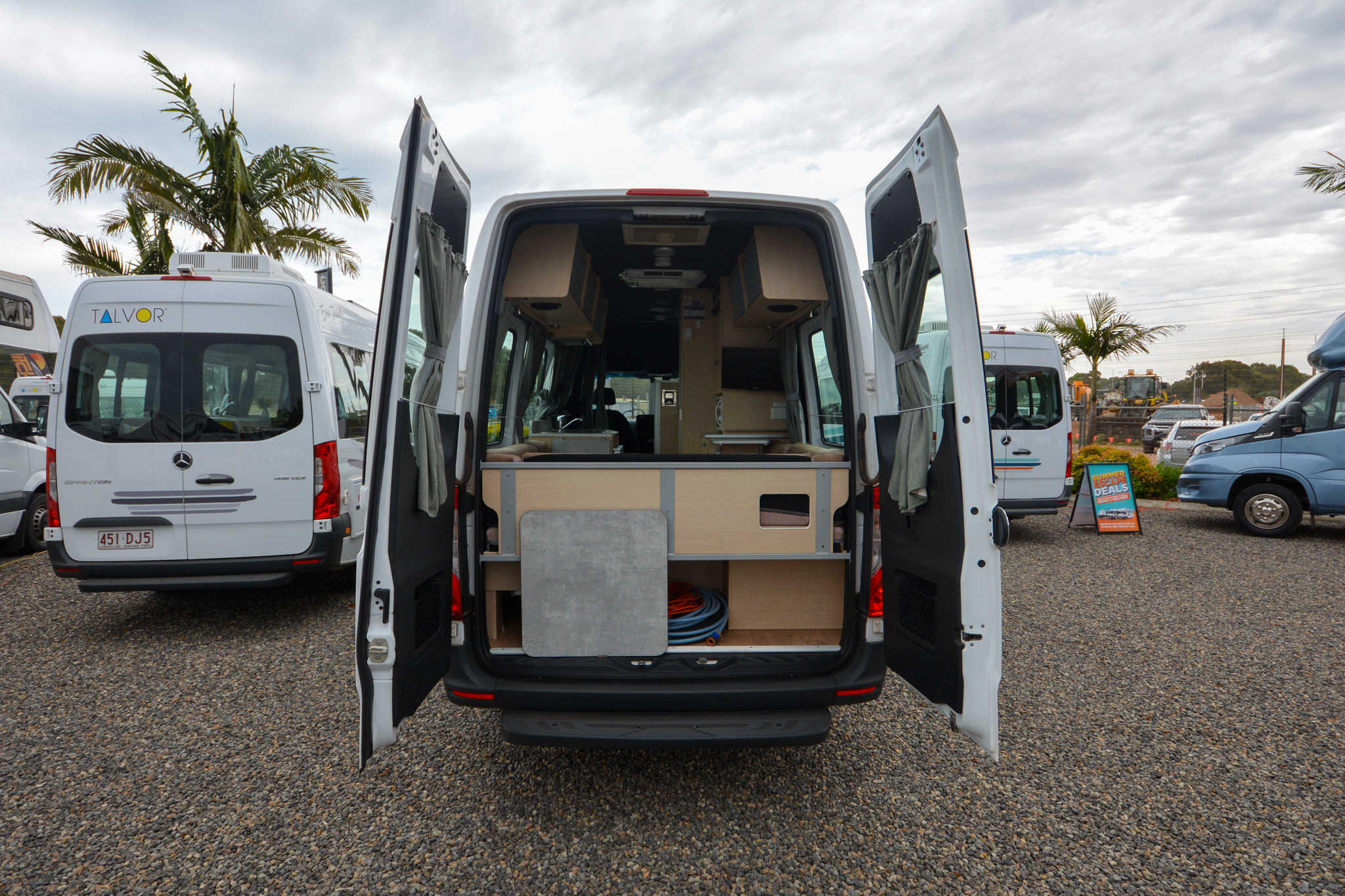 Carousel Popup Thumnails 10 - 2021 Kea Nomad M700 Mercedes 3 Berth