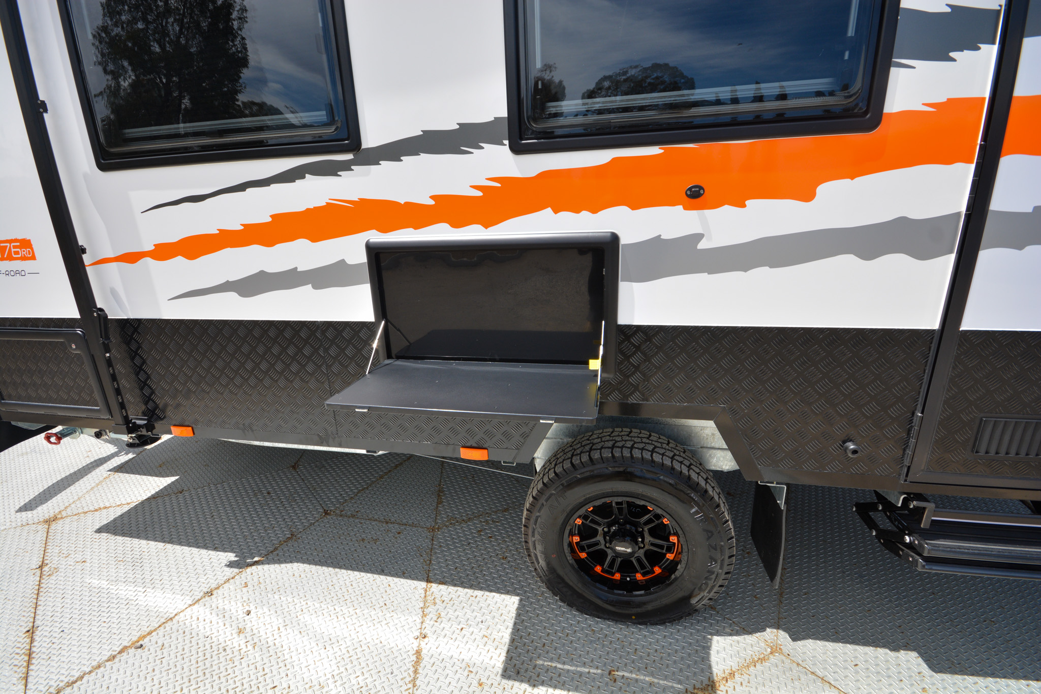 Carousel Popup Thumnails 9 - 2025 Windsor Wild Semi Off-Road 176RD XP