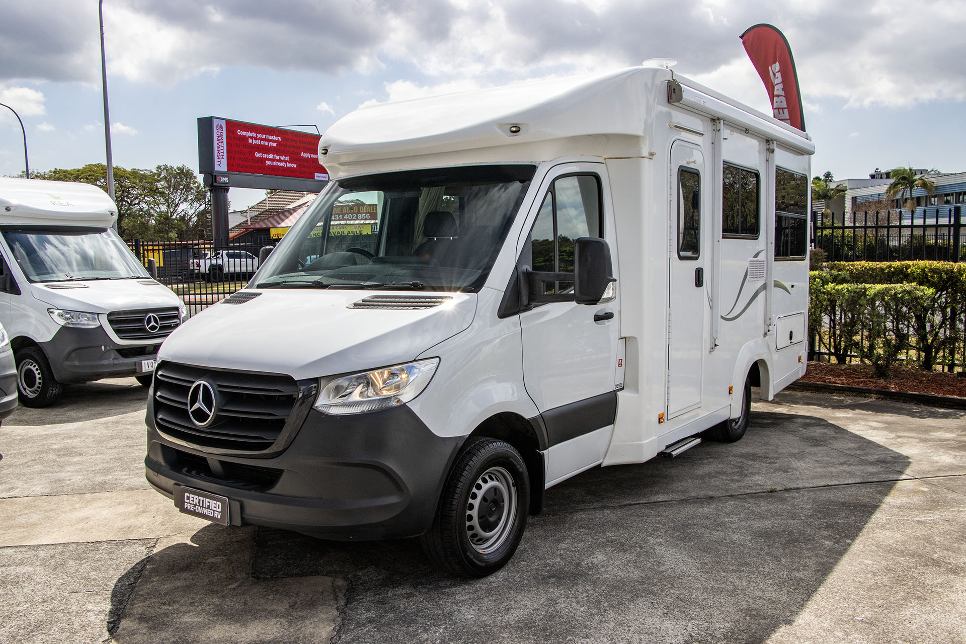 Carousel Popup Main - 2021 Kea Discovery M660 Mercedes 4 Berth