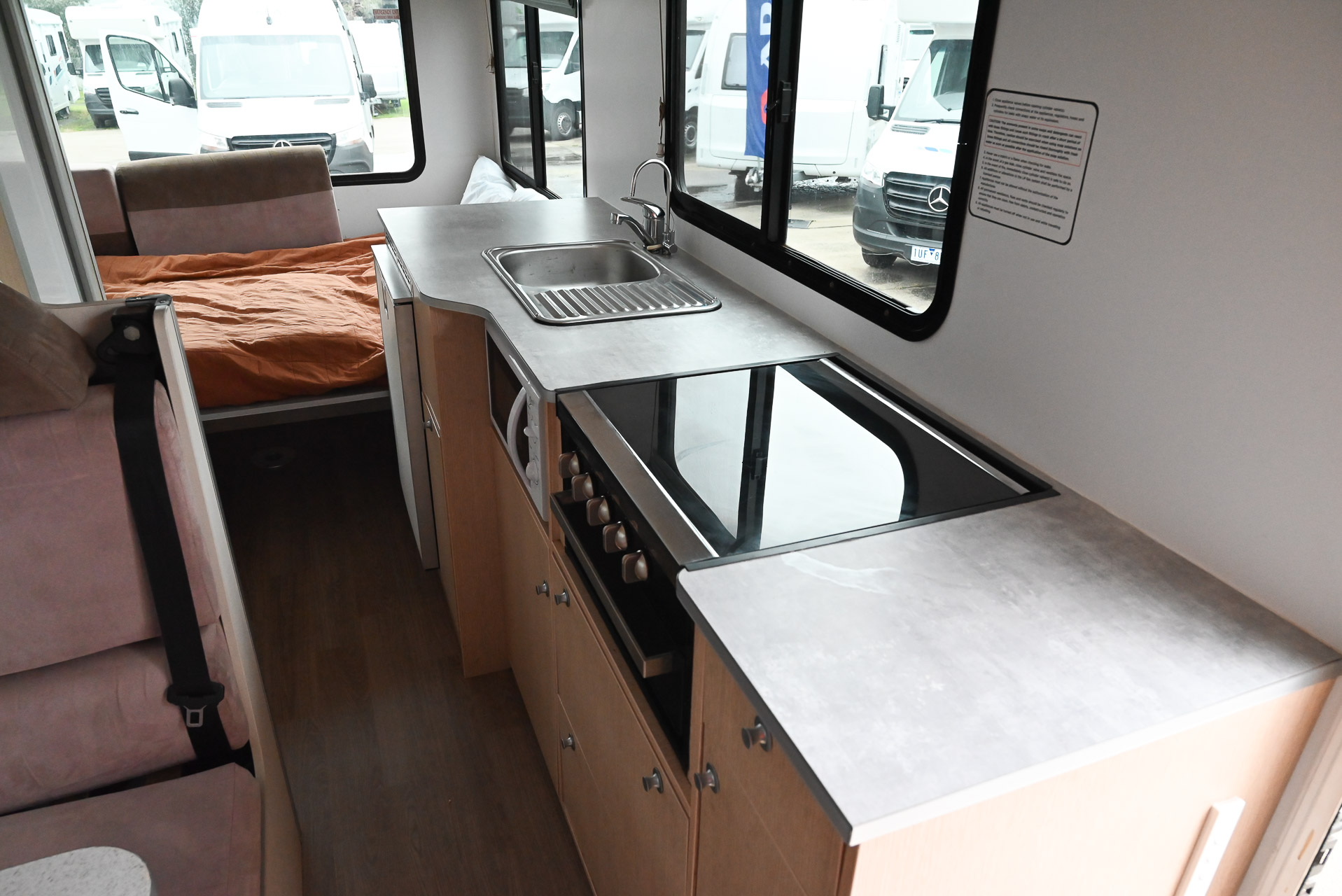 Carousel Popup Thumnails 23 - 2021 Kea River M721 Mercedes 6 Berth