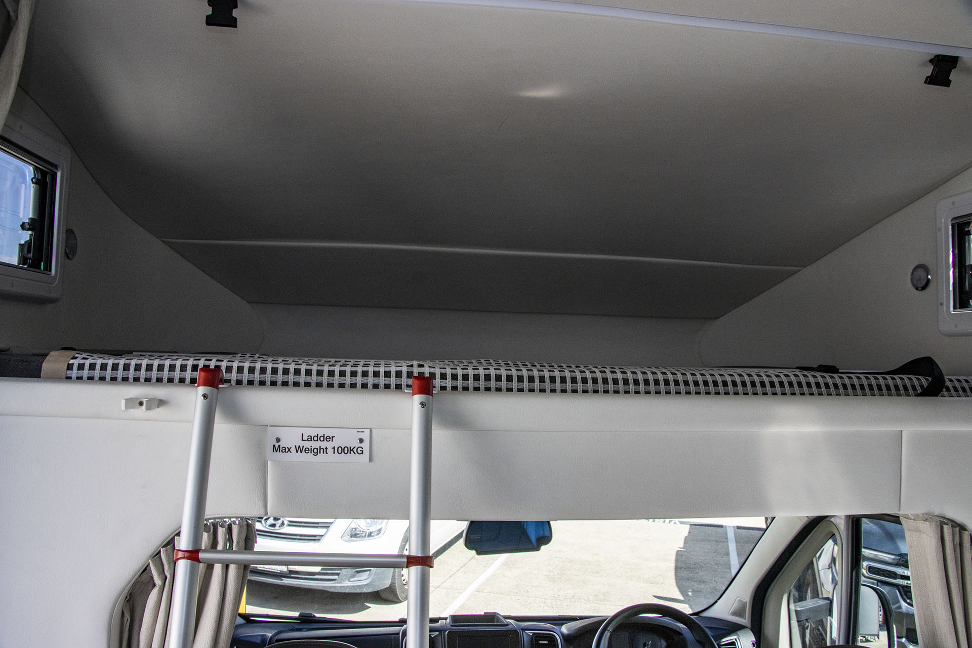 Carousel Popup Thumnails 12 - 2024 Windsor Simpson Fiat 4 Berth