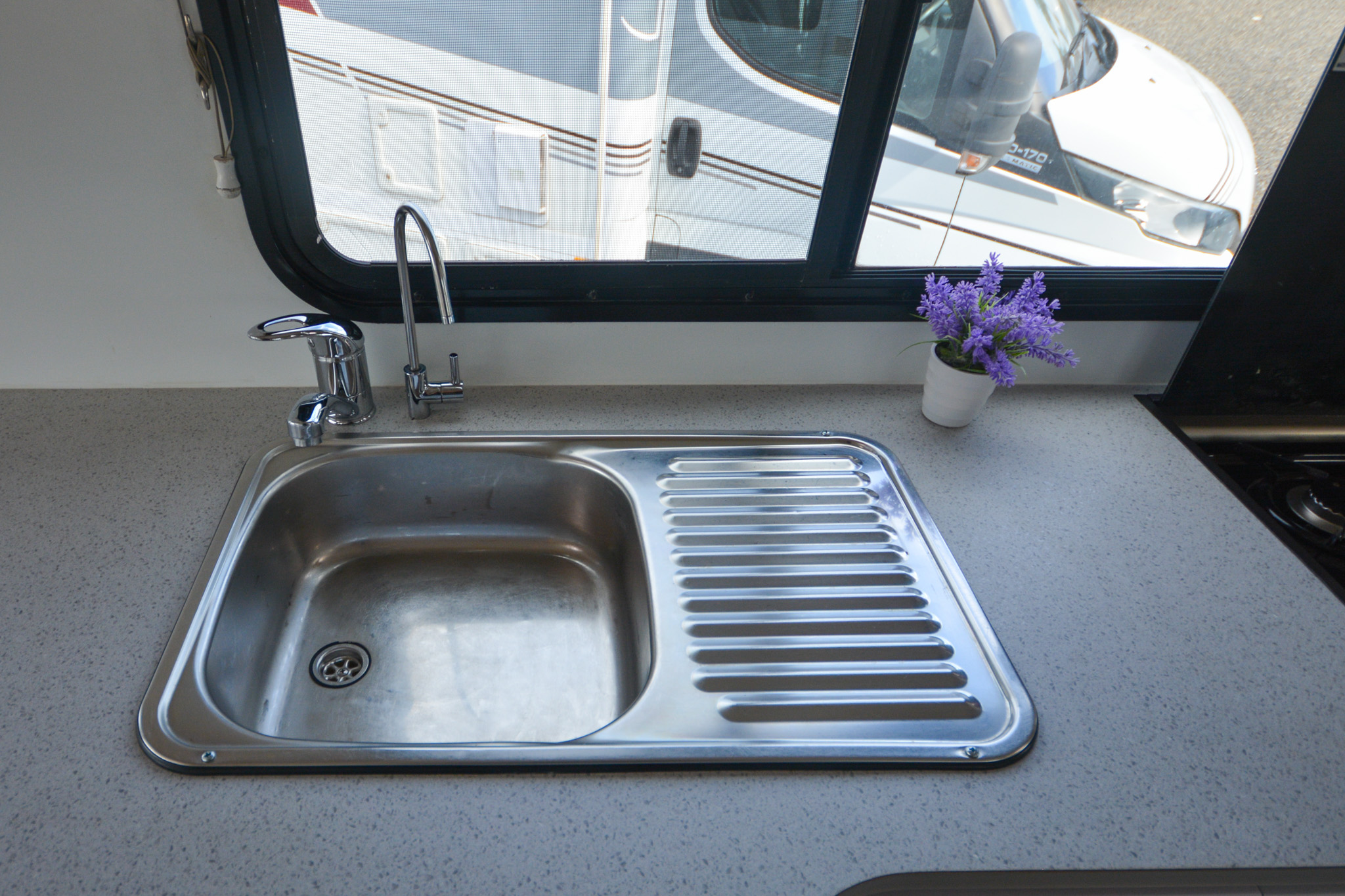 Carousel Popup Thumnails 34 - 2021 Kea River M721 Mercedes 6 Berth