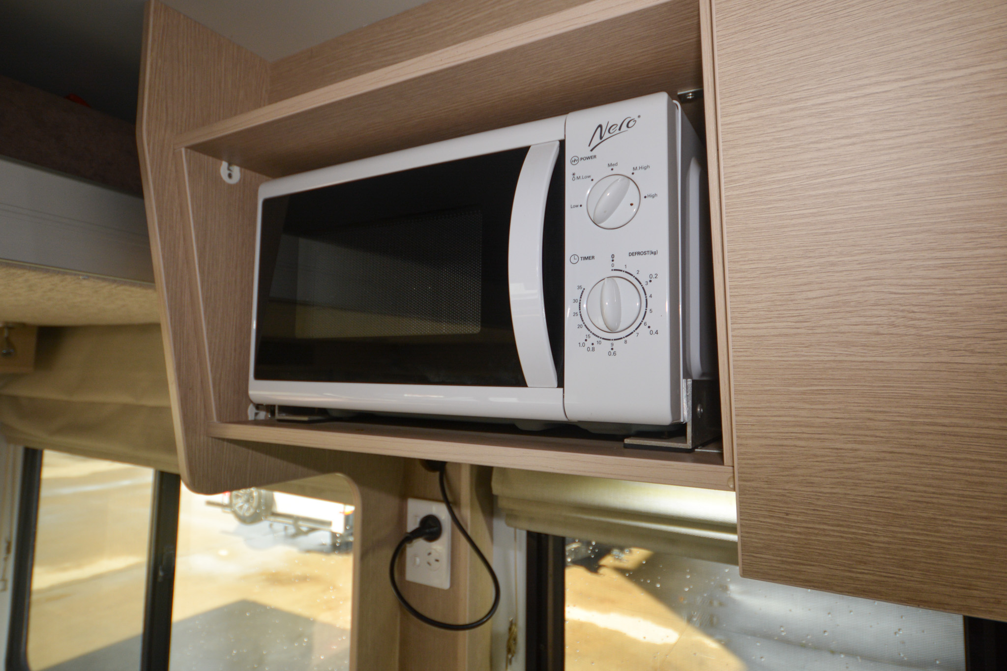 Carousel Popup Thumnails 28 - 2021 Kea Discovery M660 Mercedes 4 Berth