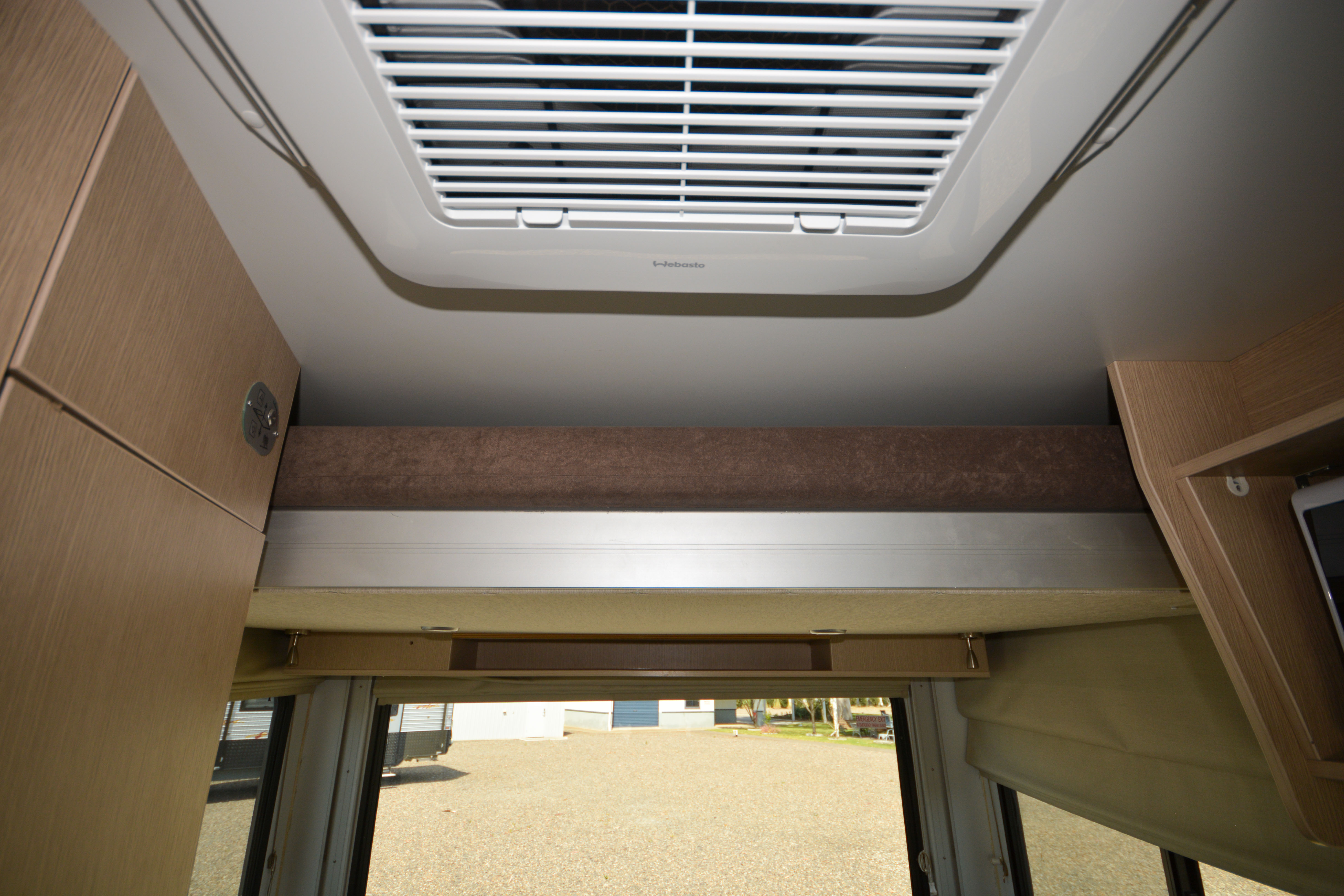 Carousel Popup Thumnails 26 - 2021 Kea Discovery M660 Mercedes 4 Berth