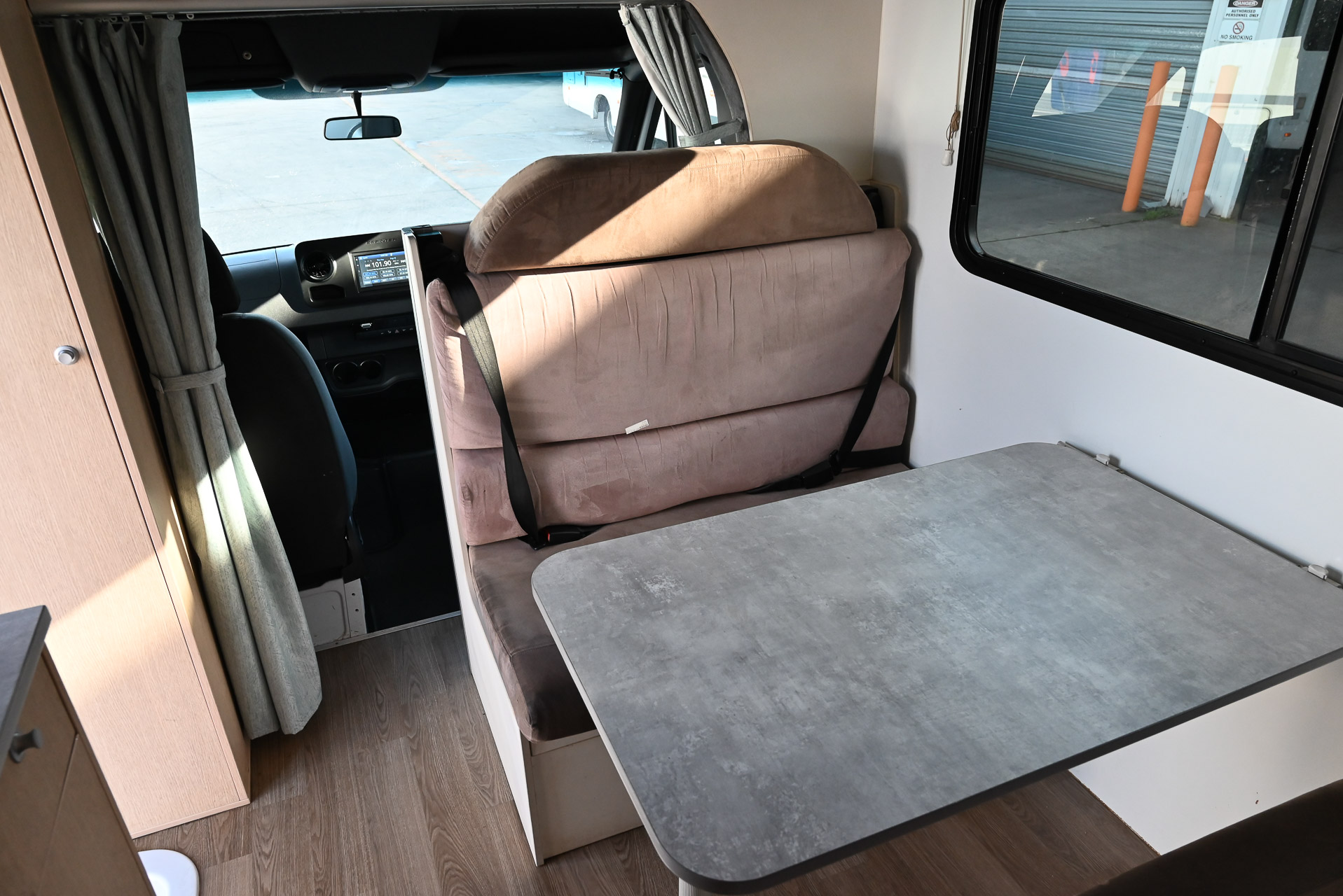 Carousel Popup Thumnails 18 - 2021 Kea River M721 Mercedes 6 Berth