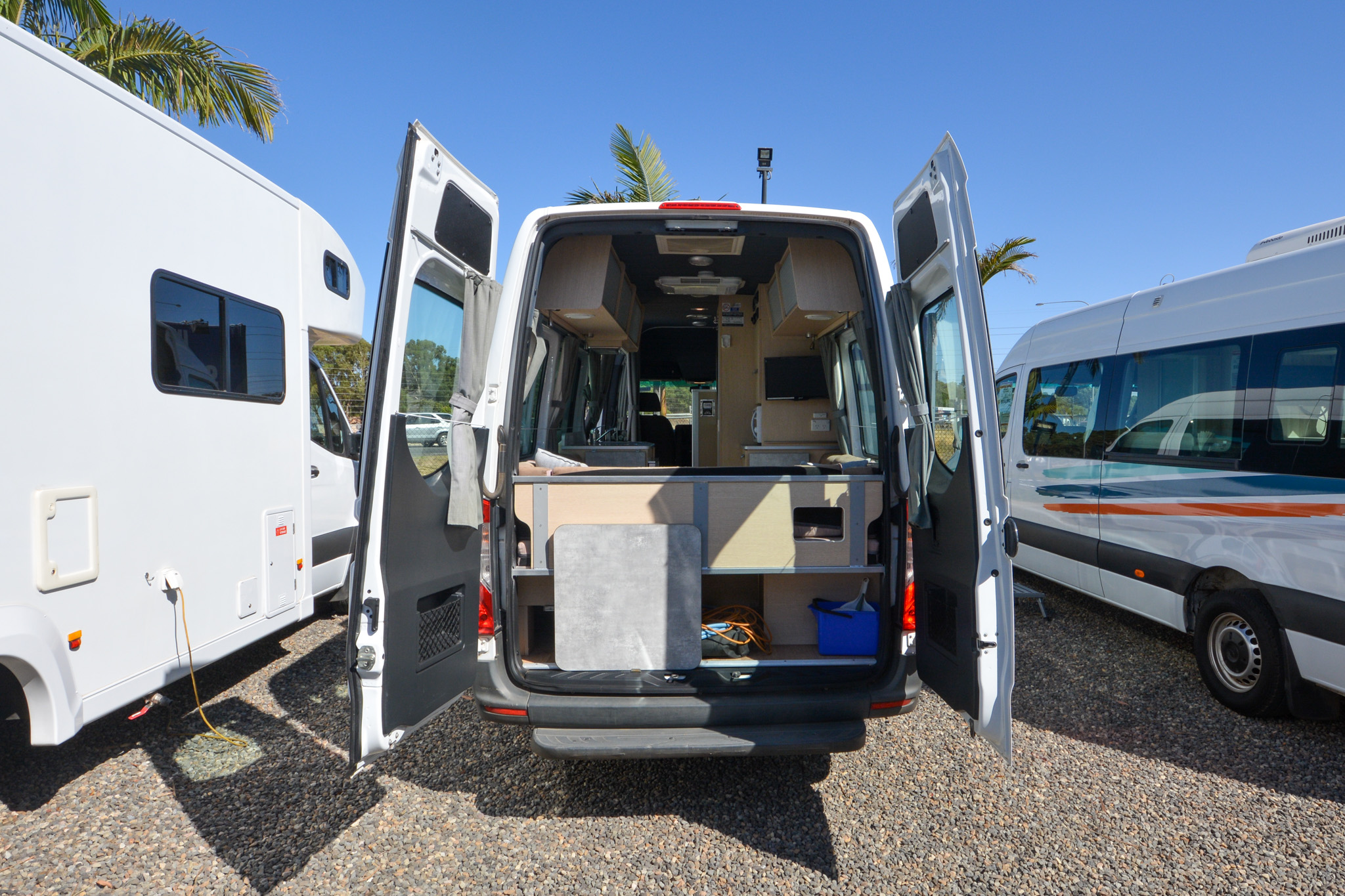 Carousel Popup Thumnails 10 - 2021 Kea Nomad M700 Mercedes 3 Berth