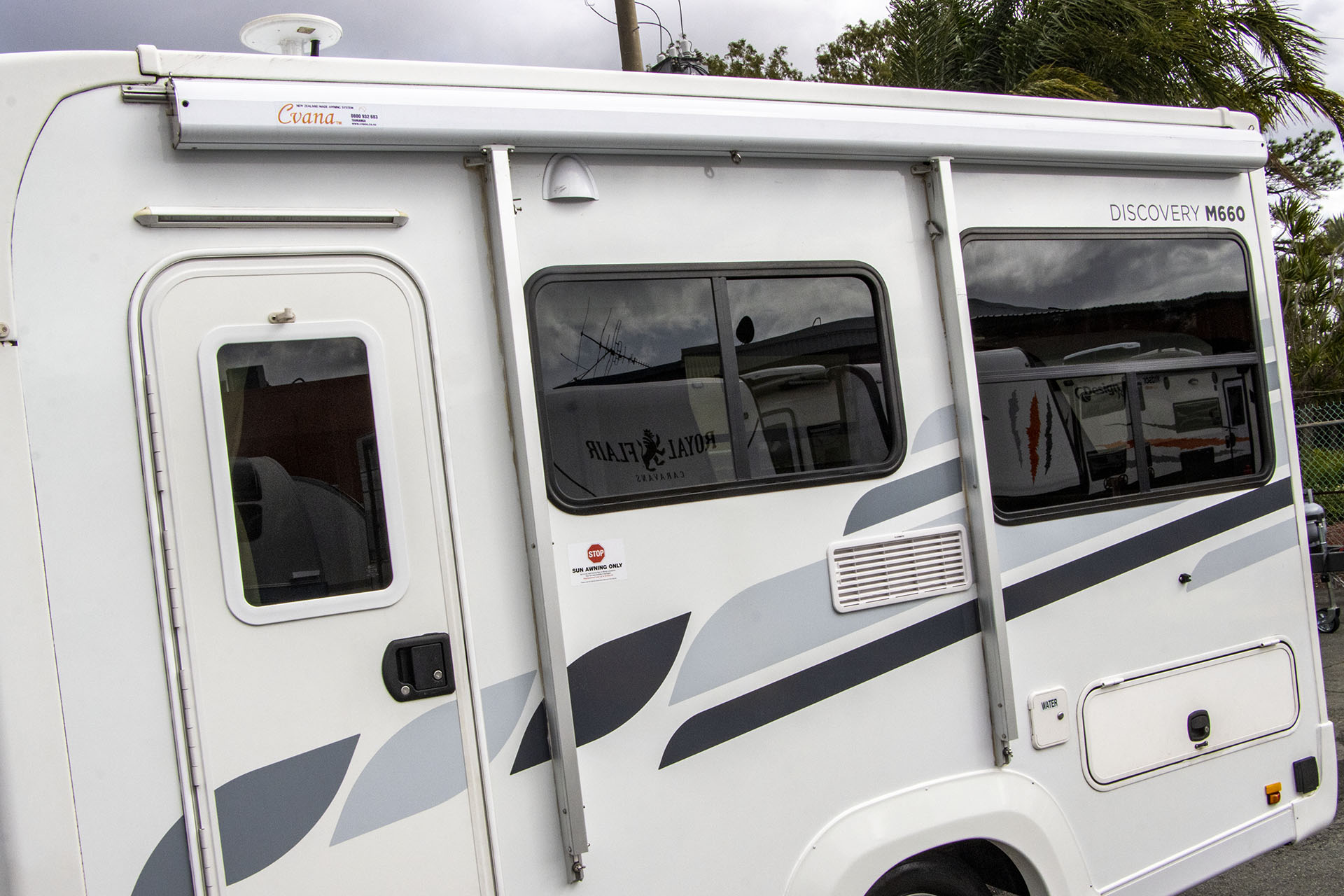 Carousel Popup Thumnails 11 - 2021 Kea Discovery M660 Mercedes 4 Berth