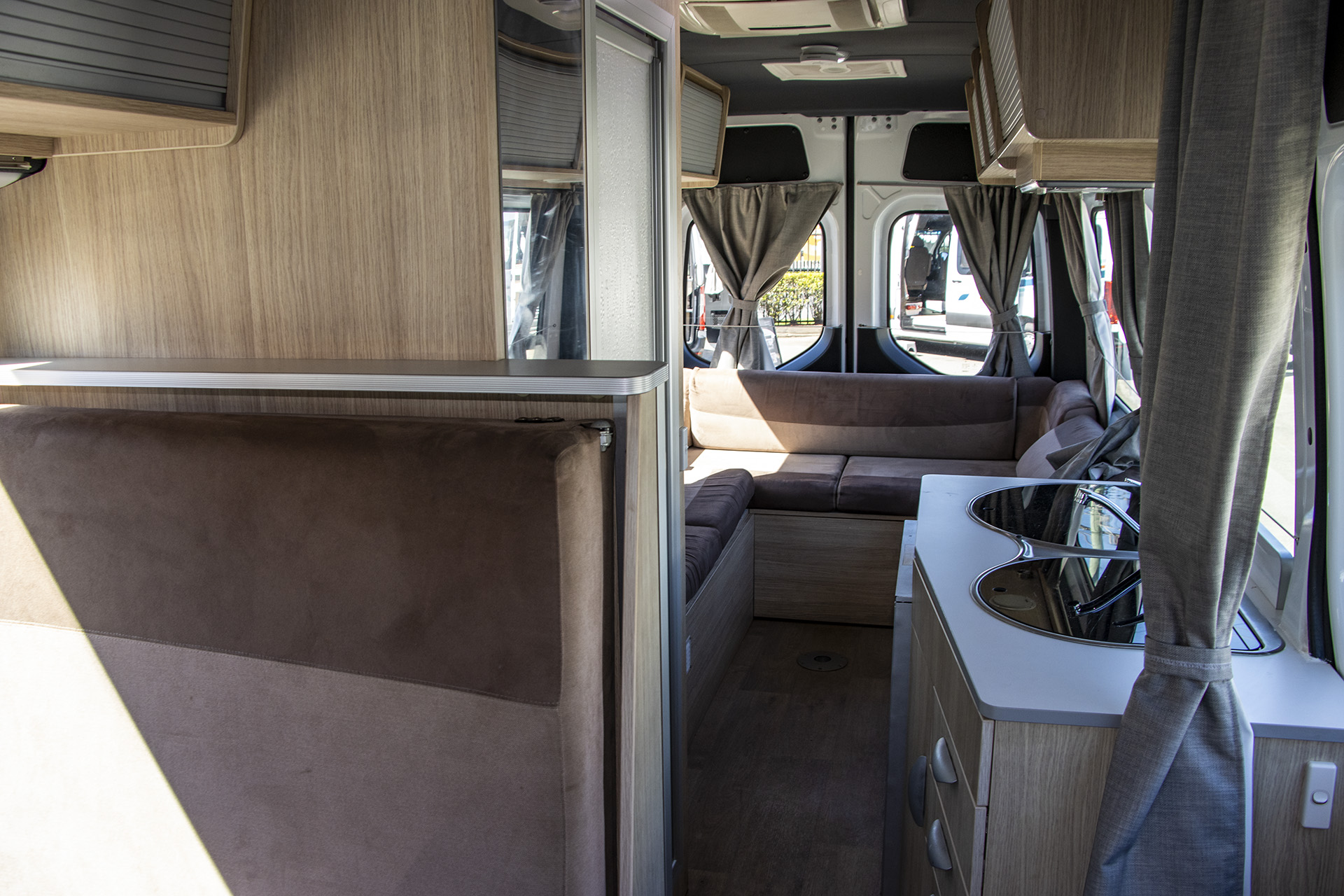 Carousel Popup Thumnails 35 - 2020 Kea Nomad M700 Mercedes 3 Berth