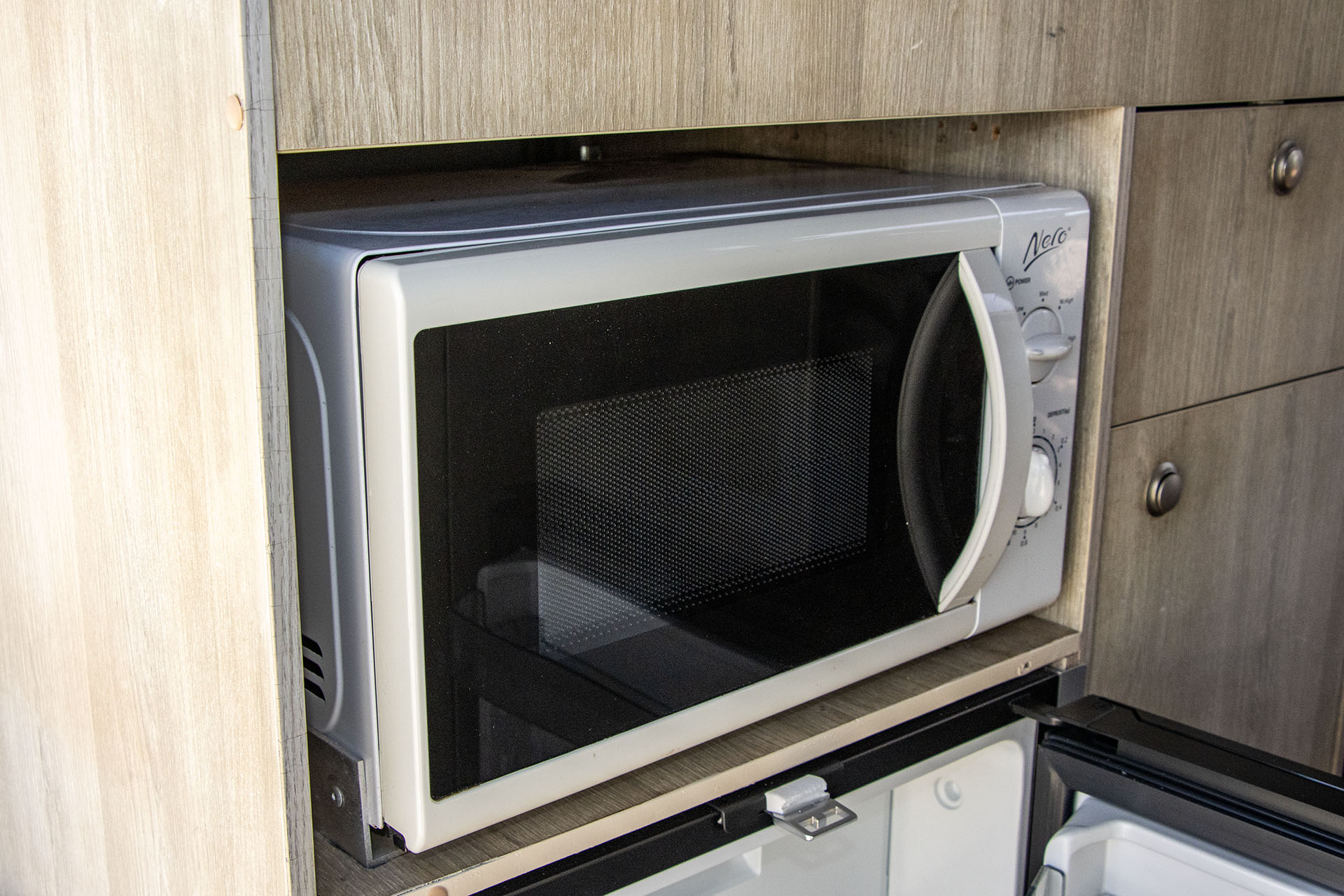 Carousel Popup Thumnails 23 - 2018 Talvor Endeavour Toyota 4 Berth