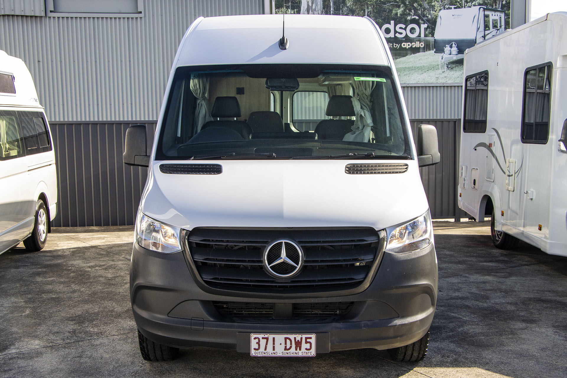 Carousel Popup Thumnails 3 - 2021 Talvor Euro Tourer Mercedes 2 Berth