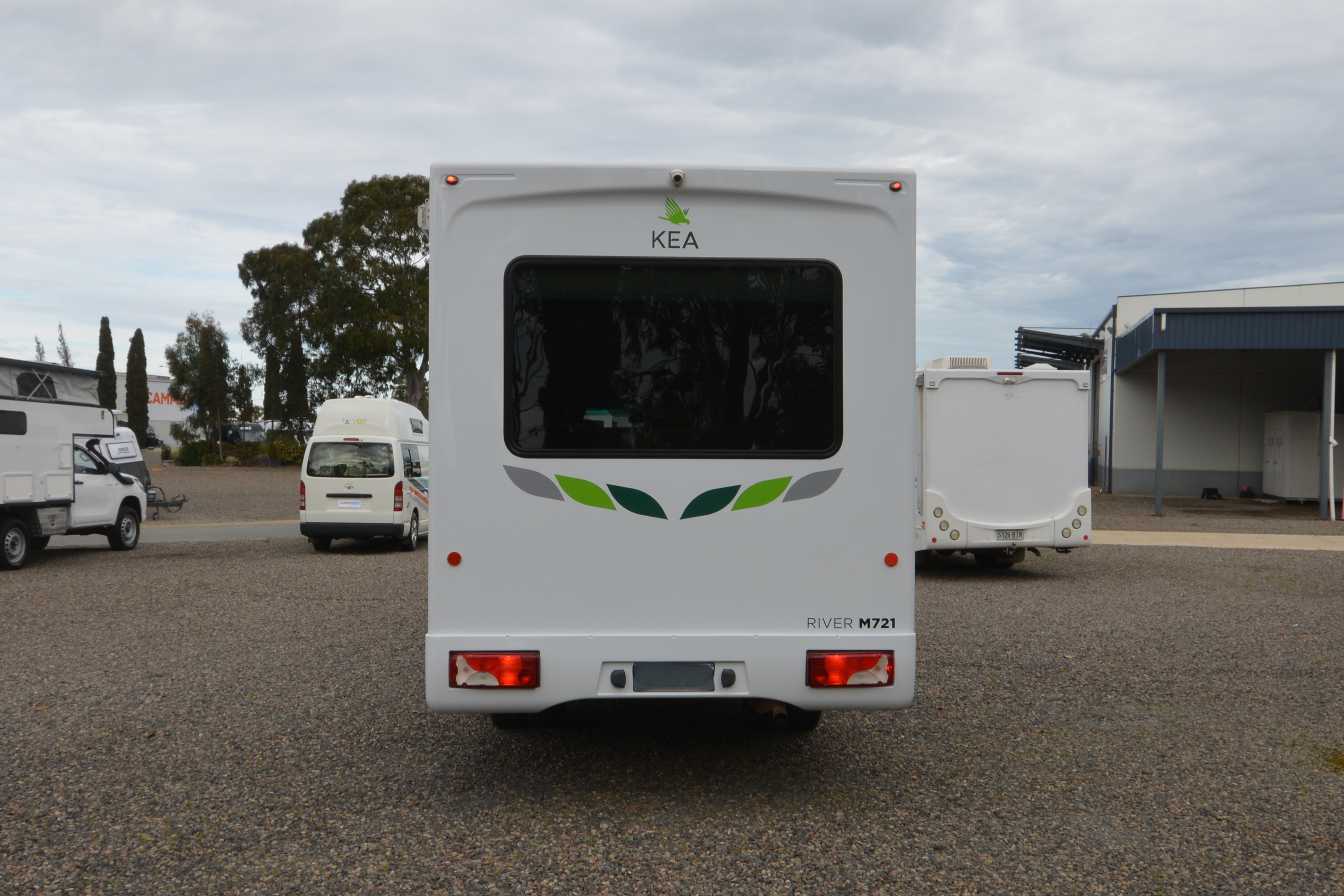 Carousel Popup Thumnails 10 - 2021 Kea River M721 Mercedes 6 Berth