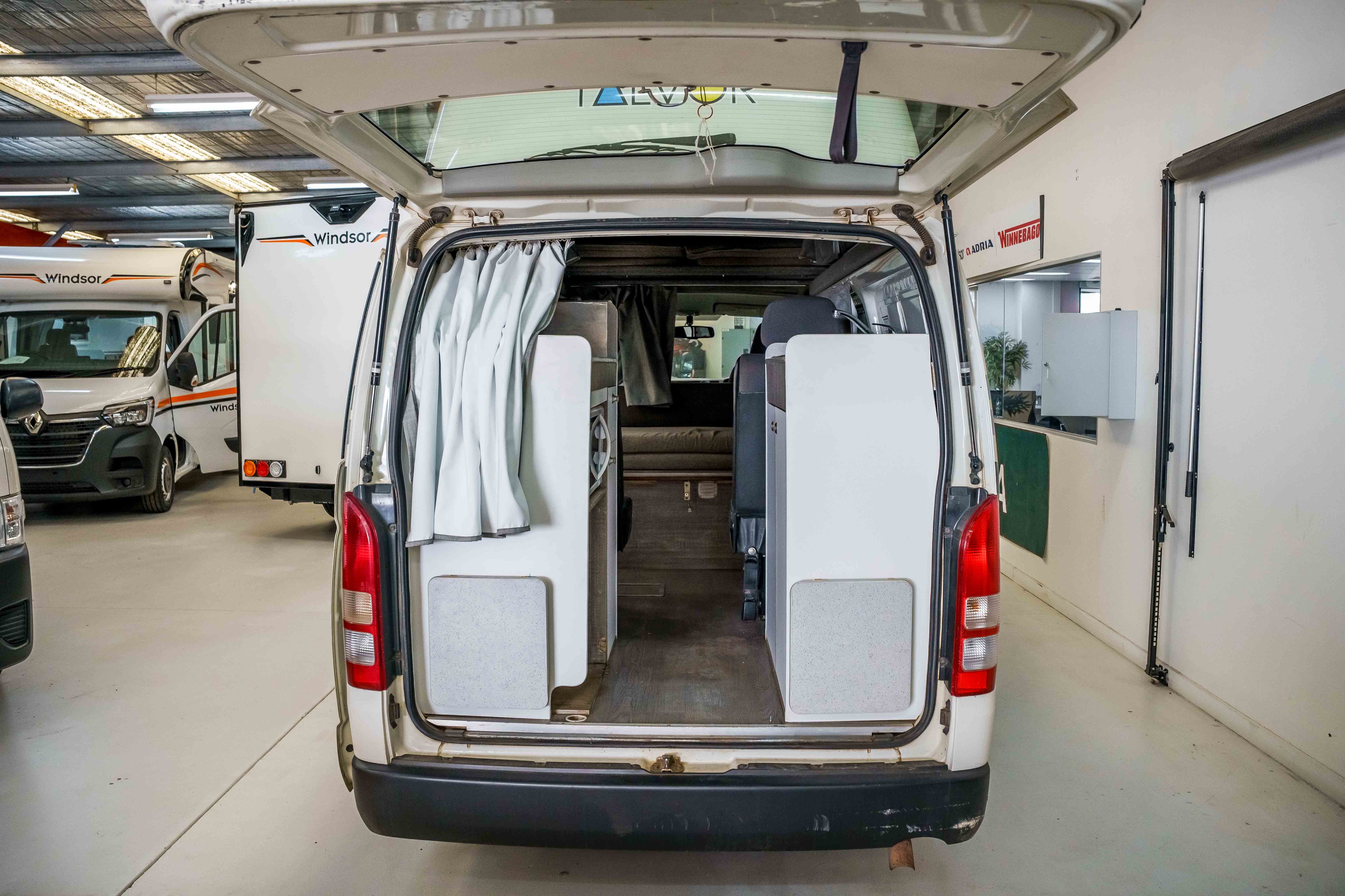 Carousel Popup Thumnails 24 - 2018 Talvor Endeavour Toyota 4 Berth