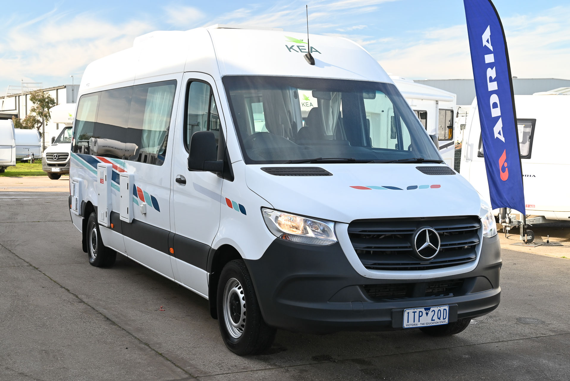 Carousel Popup Thumnails 6 - 2021 Kea Nomad M700 Mercedes 3 Berth