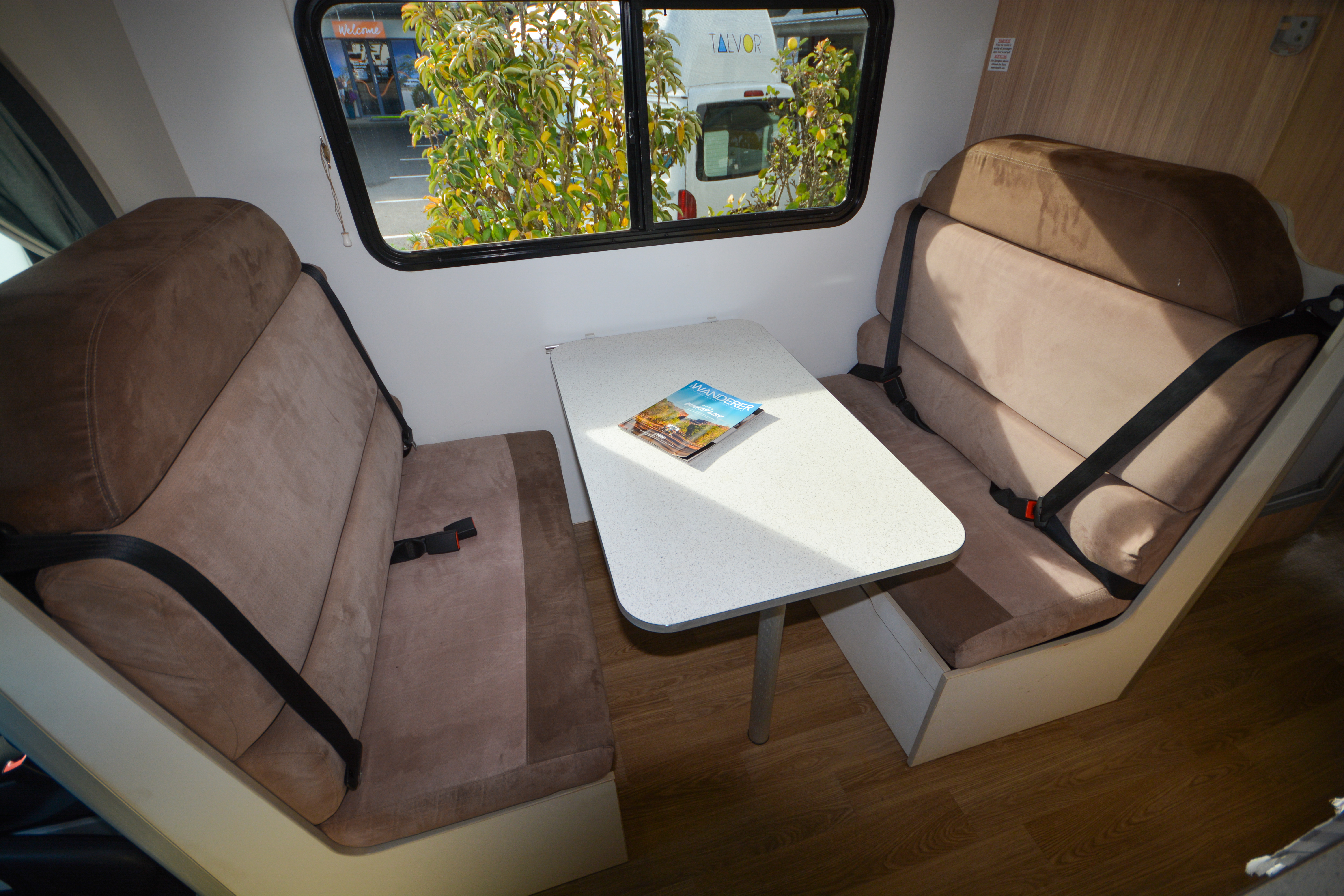 Carousel Popup Thumnails 25 - 2021 Kea River M721 Mercedes 6 Berth
