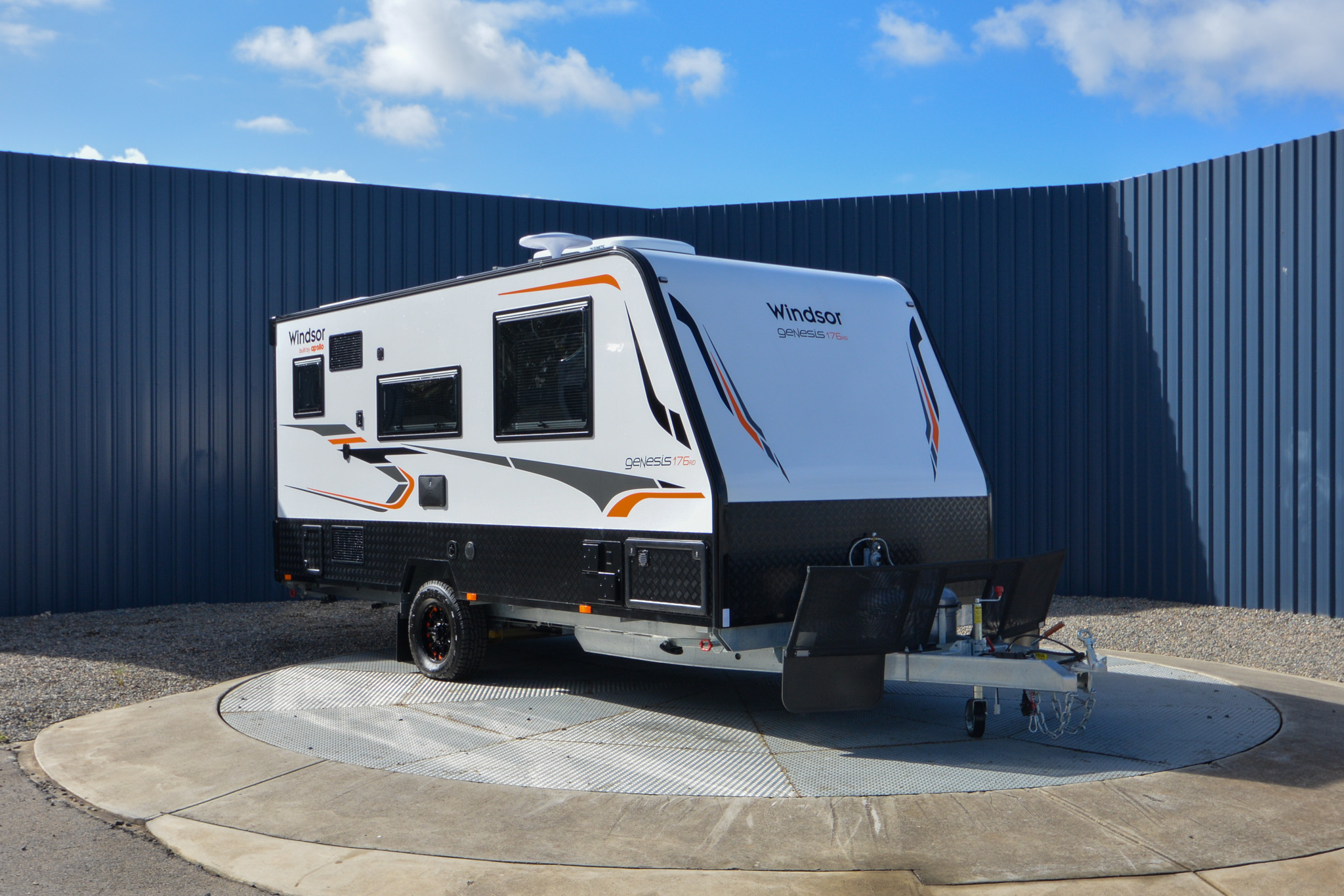 Carousel Popup Thumnails 3 - 2025 Windsor Genesis 176RD
