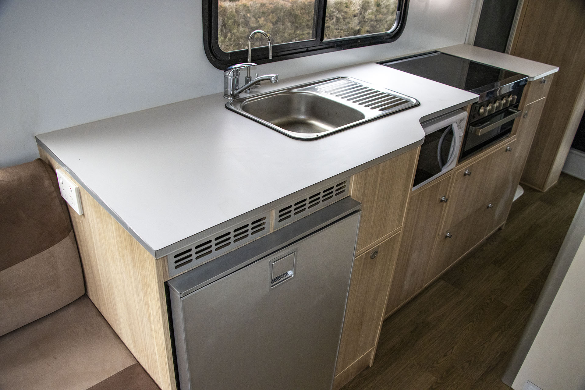 Carousel Popup Thumnails 23 - 2020 Kea River M721 Mercedes 6 Berth