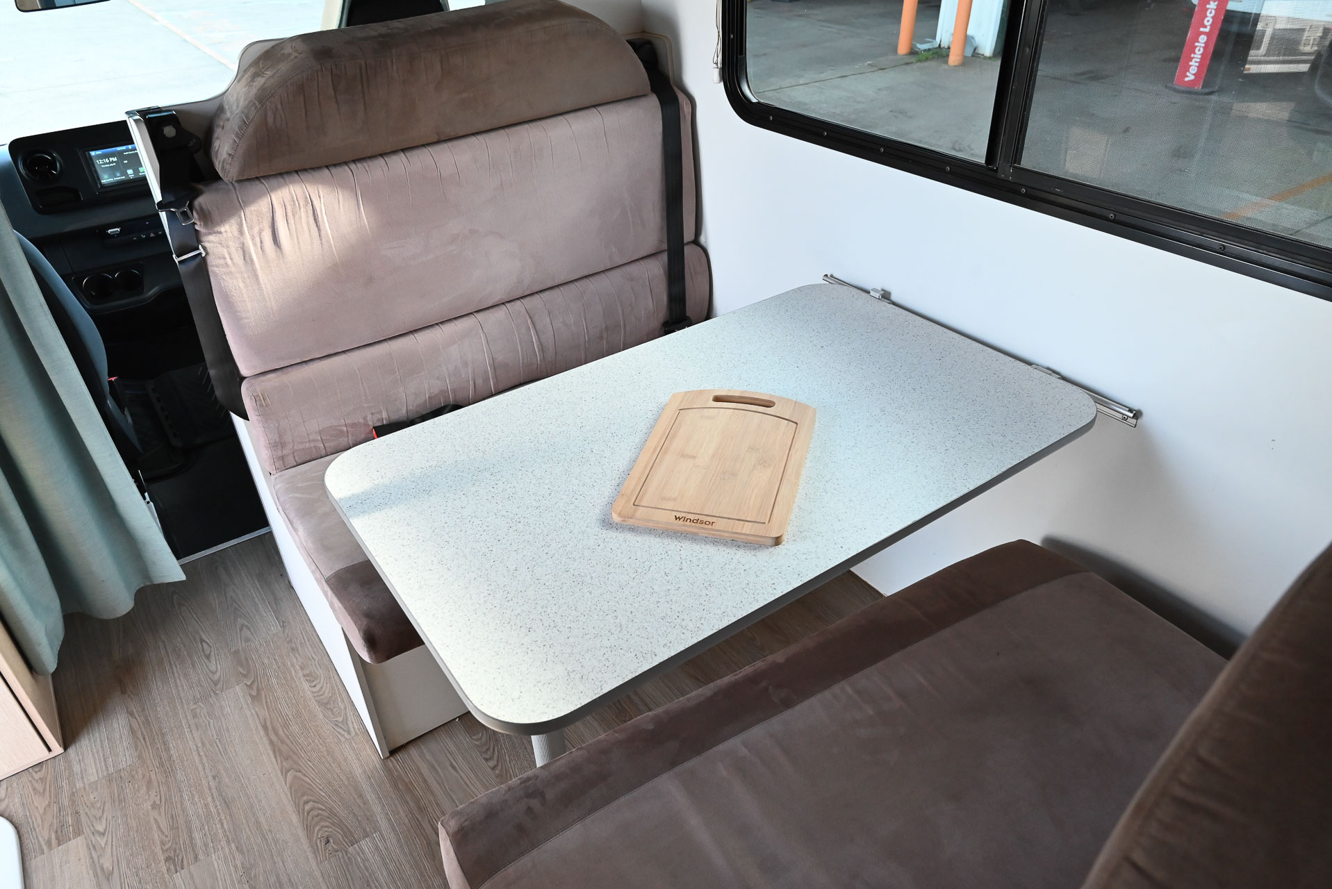 Carousel Popup Thumnails 18 - 2021 Kea River M721 Mercedes 6 Berth