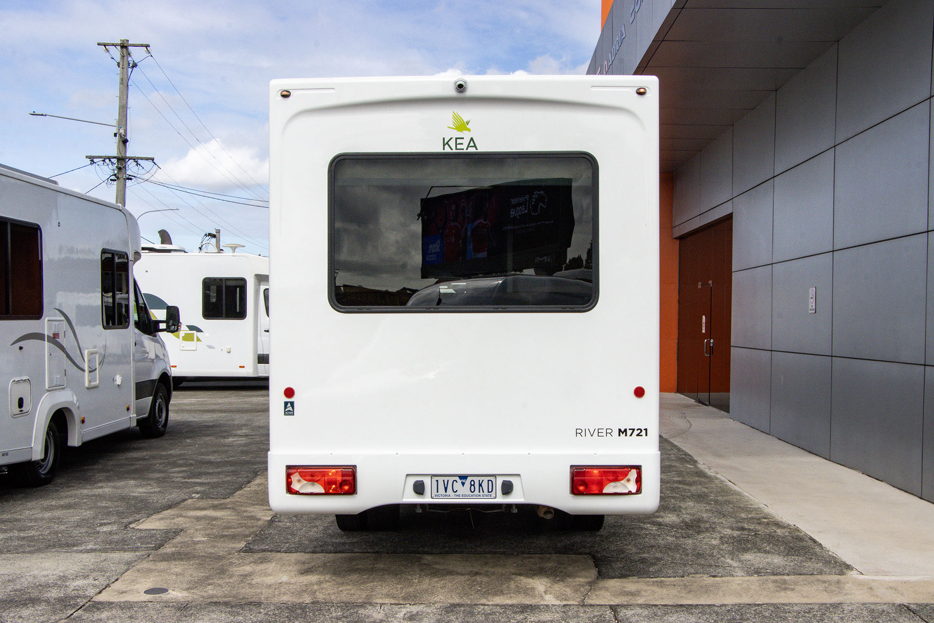 Carousel Popup Thumnails 8 - 2021 Kea River M721 Mercedes 6 Berth