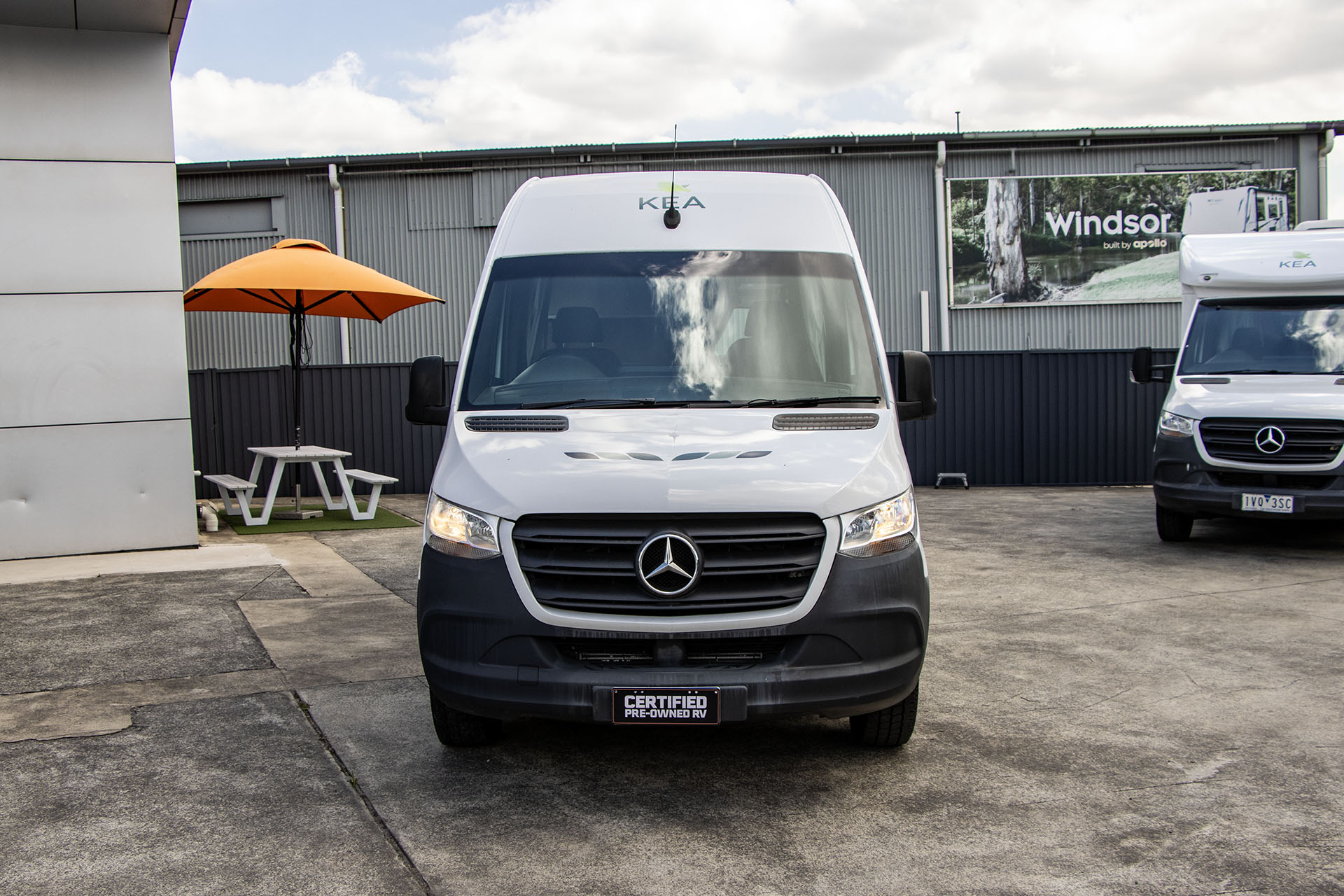 Carousel Popup Thumnails 3 - 2019 Kea Nomad M700 Mercedes 3 Berth