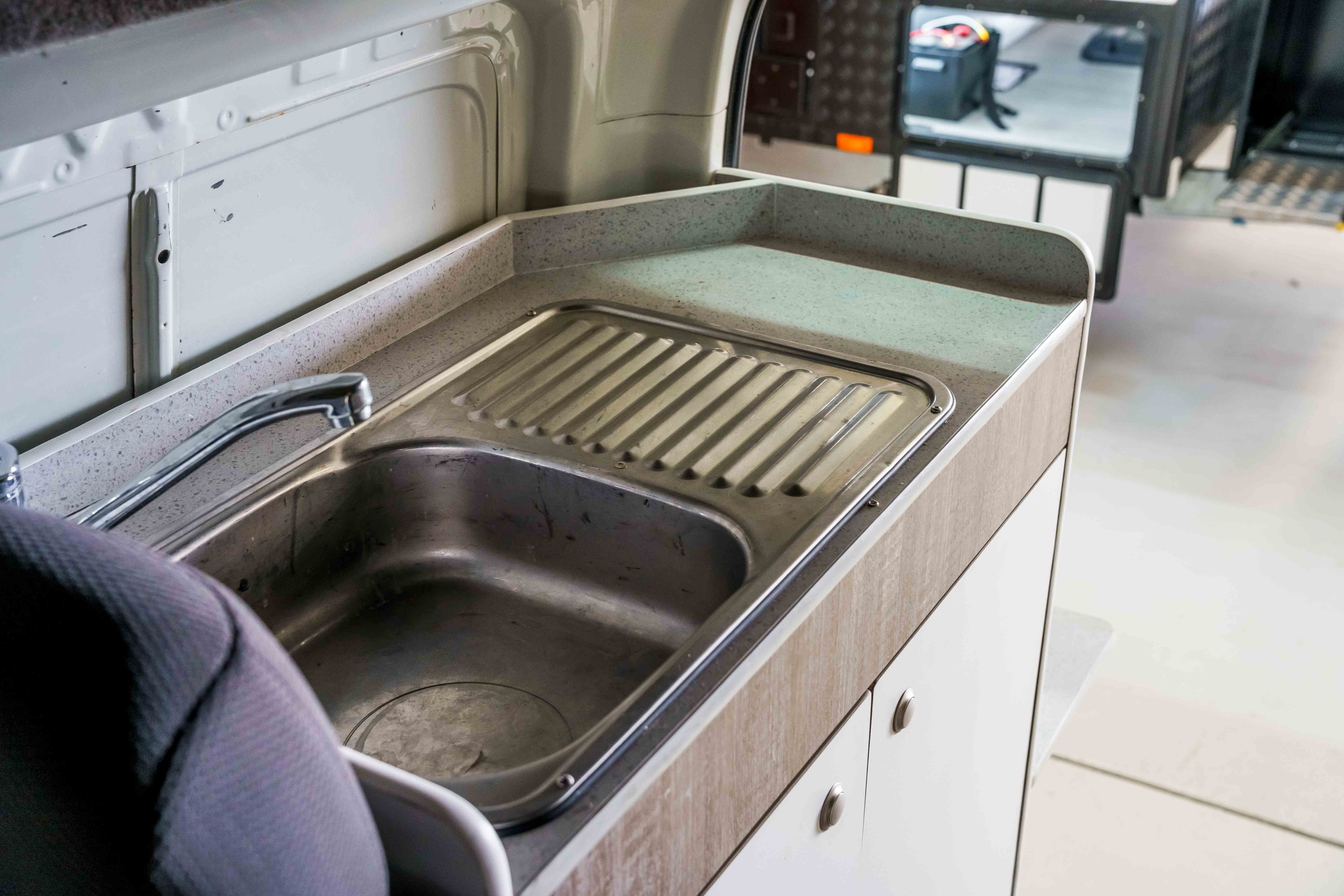 Carousel Popup Thumnails 9 - 2018 Talvor Endeavour Toyota 4 Berth
