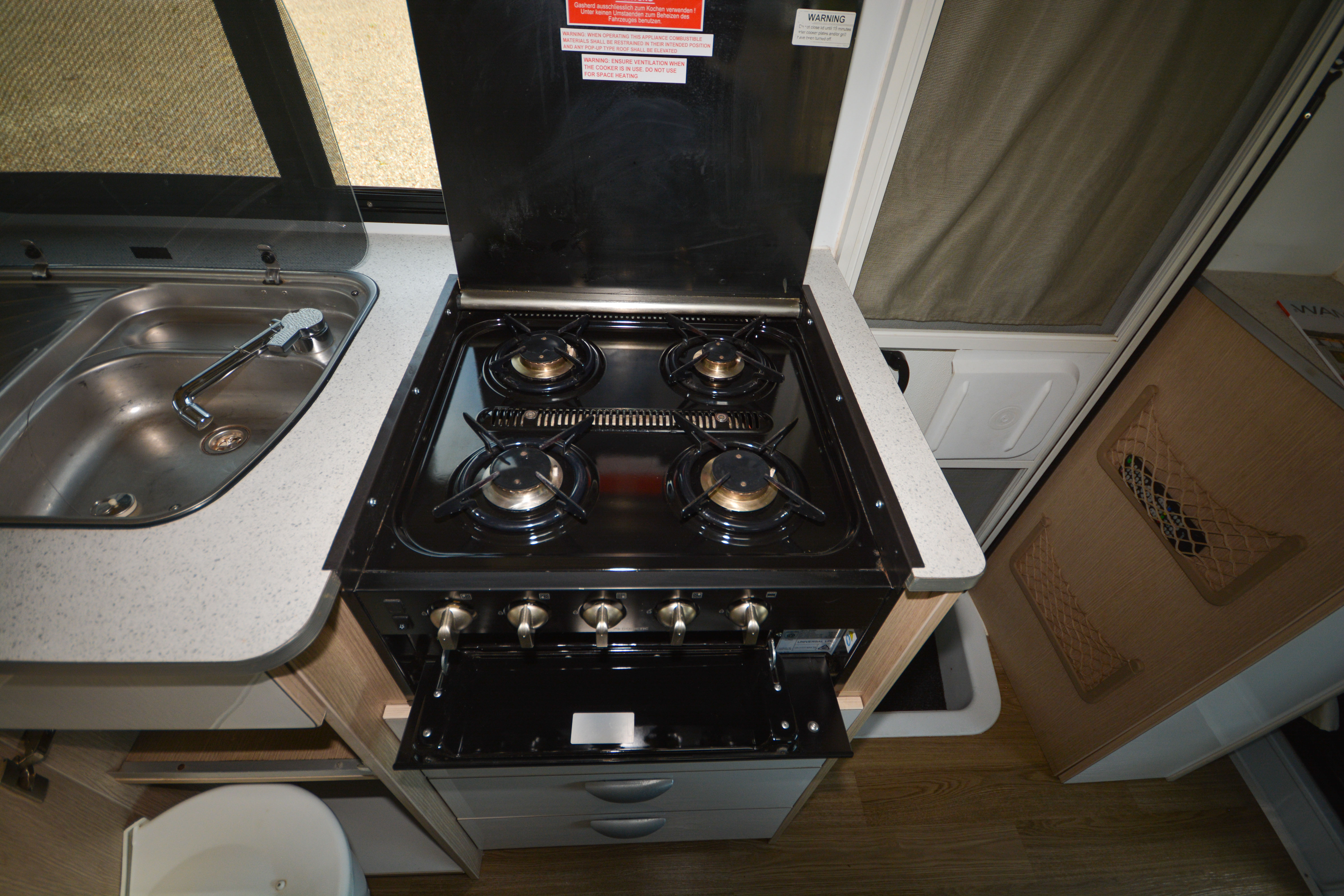 Carousel Popup Thumnails 36 - 2021 Kea Discovery M660 Mercedes 4 Berth