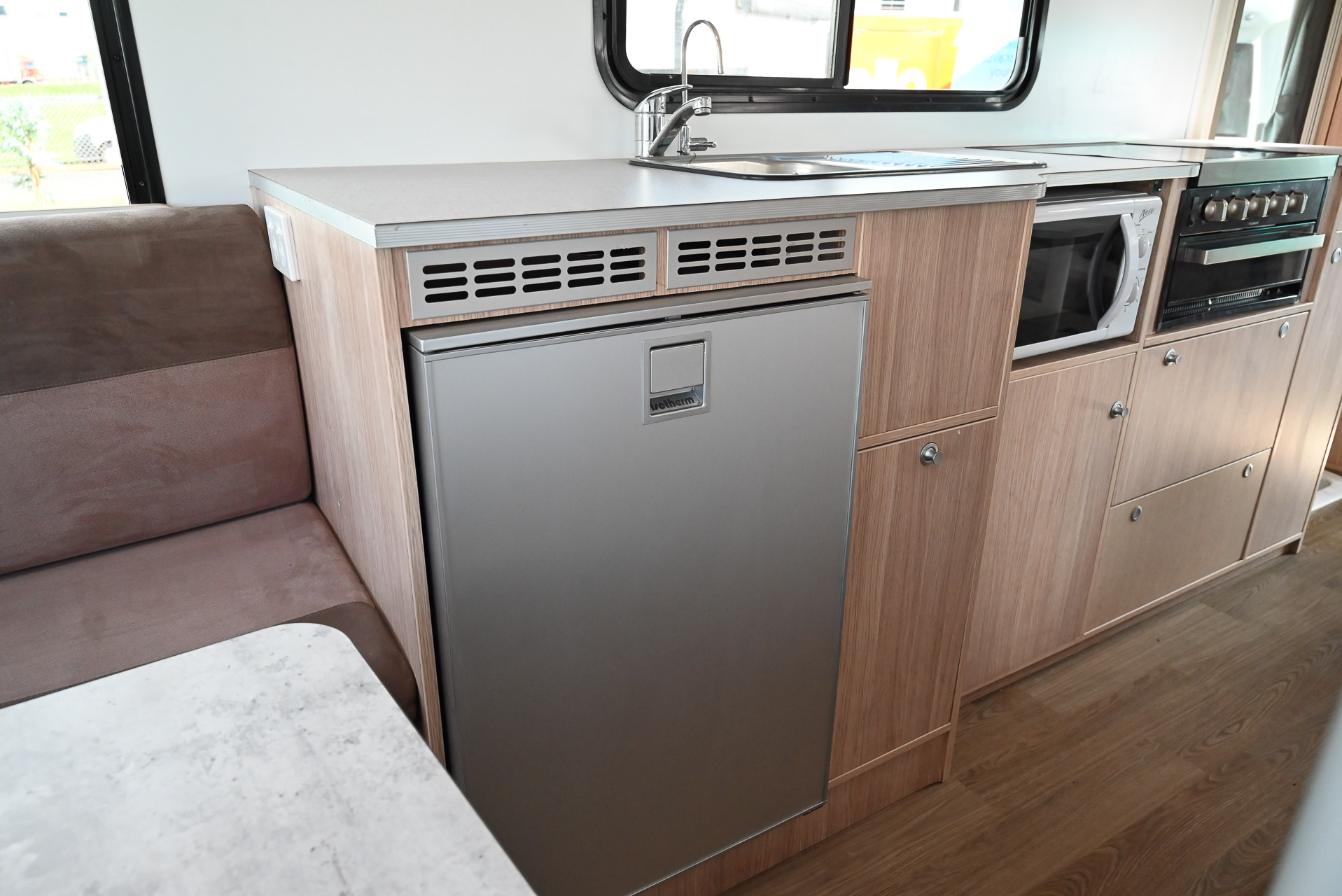 Carousel Popup Thumnails 26 - 2020 Kea River M721 Mercedes 6 Berth