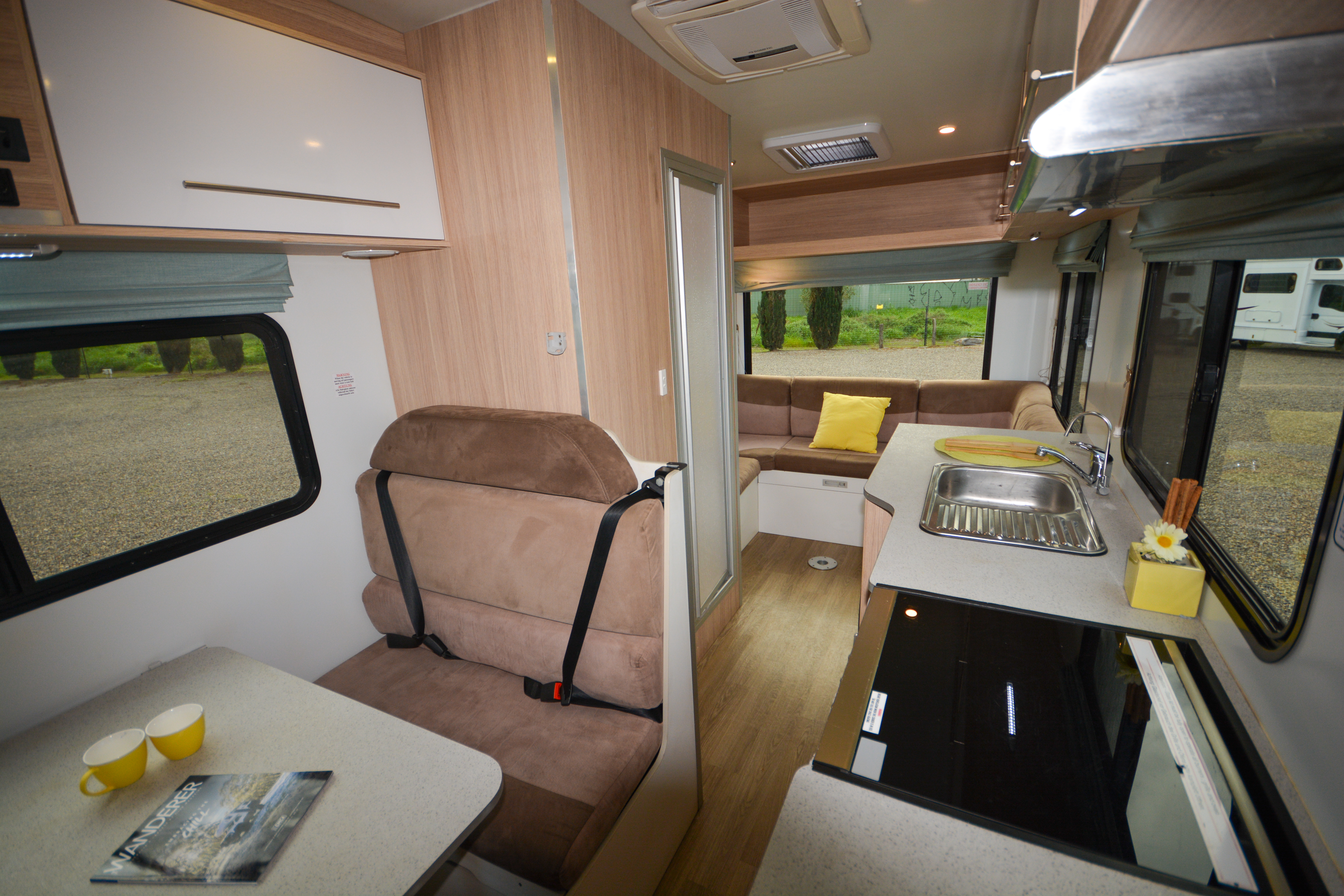 Carousel Popup Thumnails 21 - 2021 Kea River M721 Mercedes 6 Berth