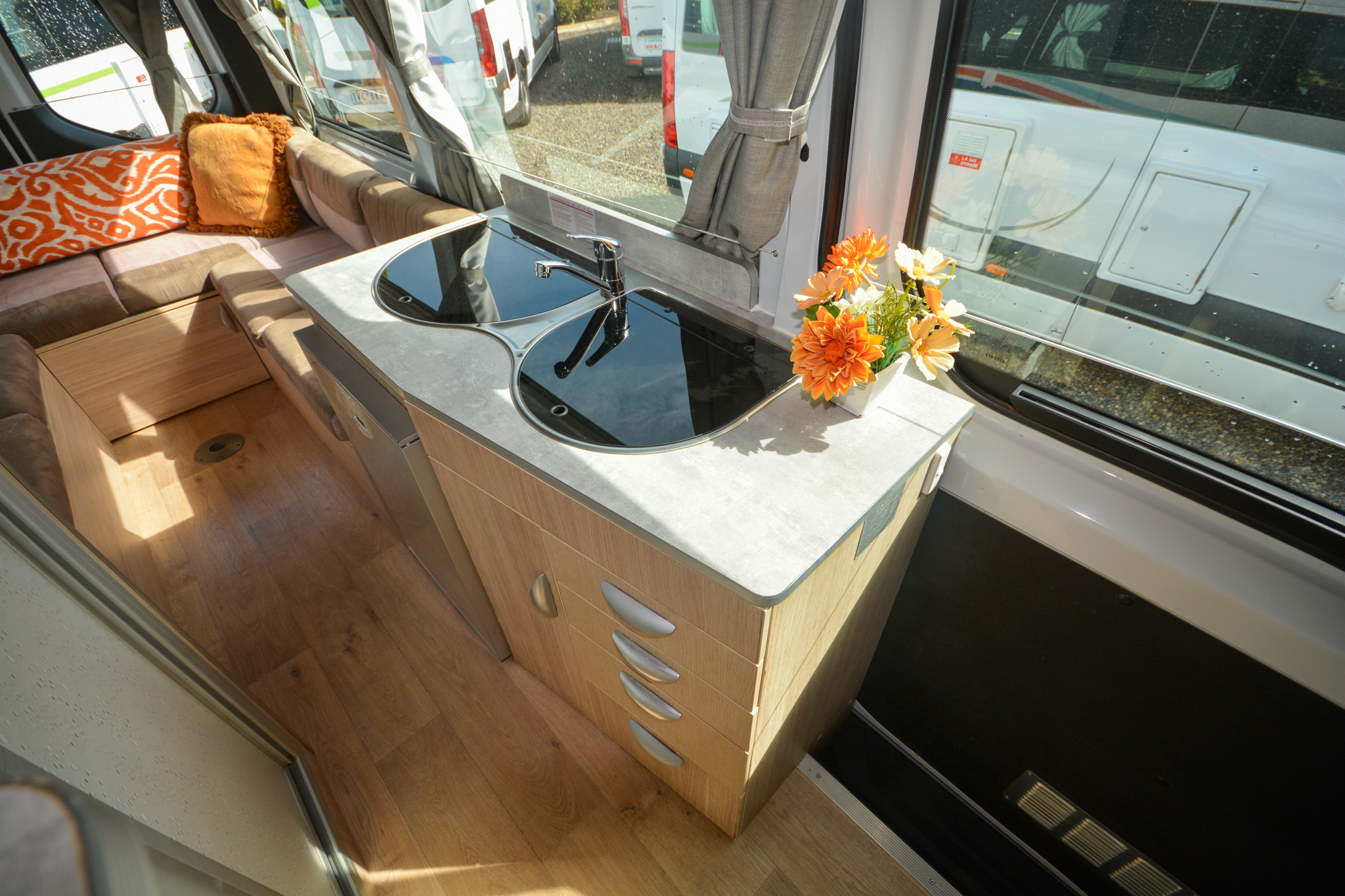 Carousel Popup Thumnails 22 - 2021 Kea Nomad M700 Mercedes 3 Berth