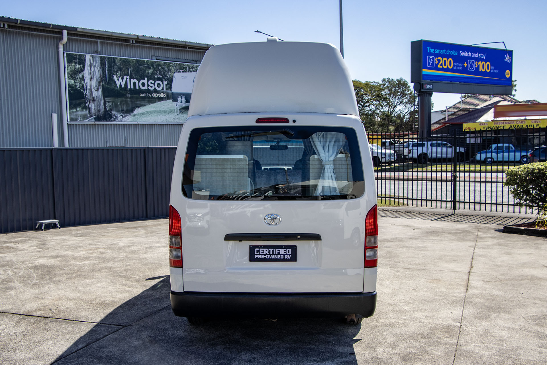 Carousel Popup Thumnails 8 - 2018 Talvor Endeavour Toyota 4 Berth