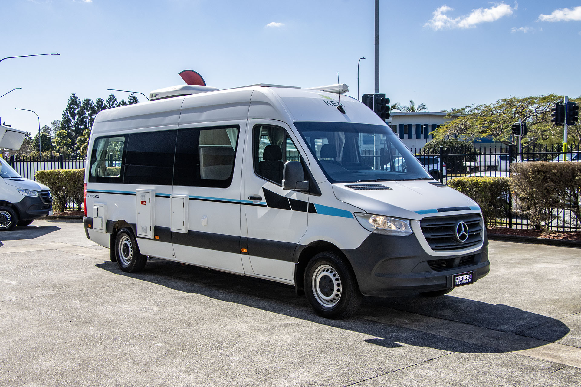 Carousel Popup Thumnails 6 - 2021 Kea Nomad M700 Mercedes 3 Berth