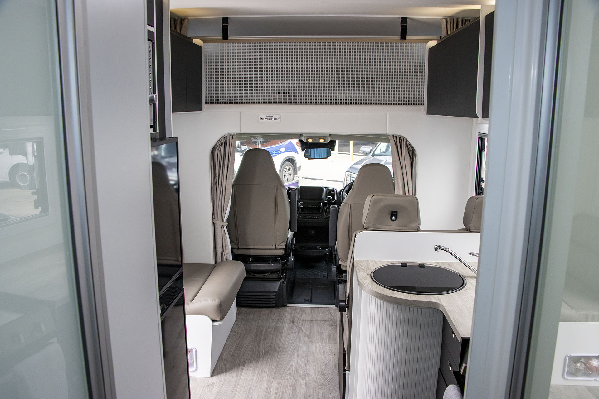 Carousel Popup Thumnails 26 - 2024 Windsor Flinders Fiat 4 Berth