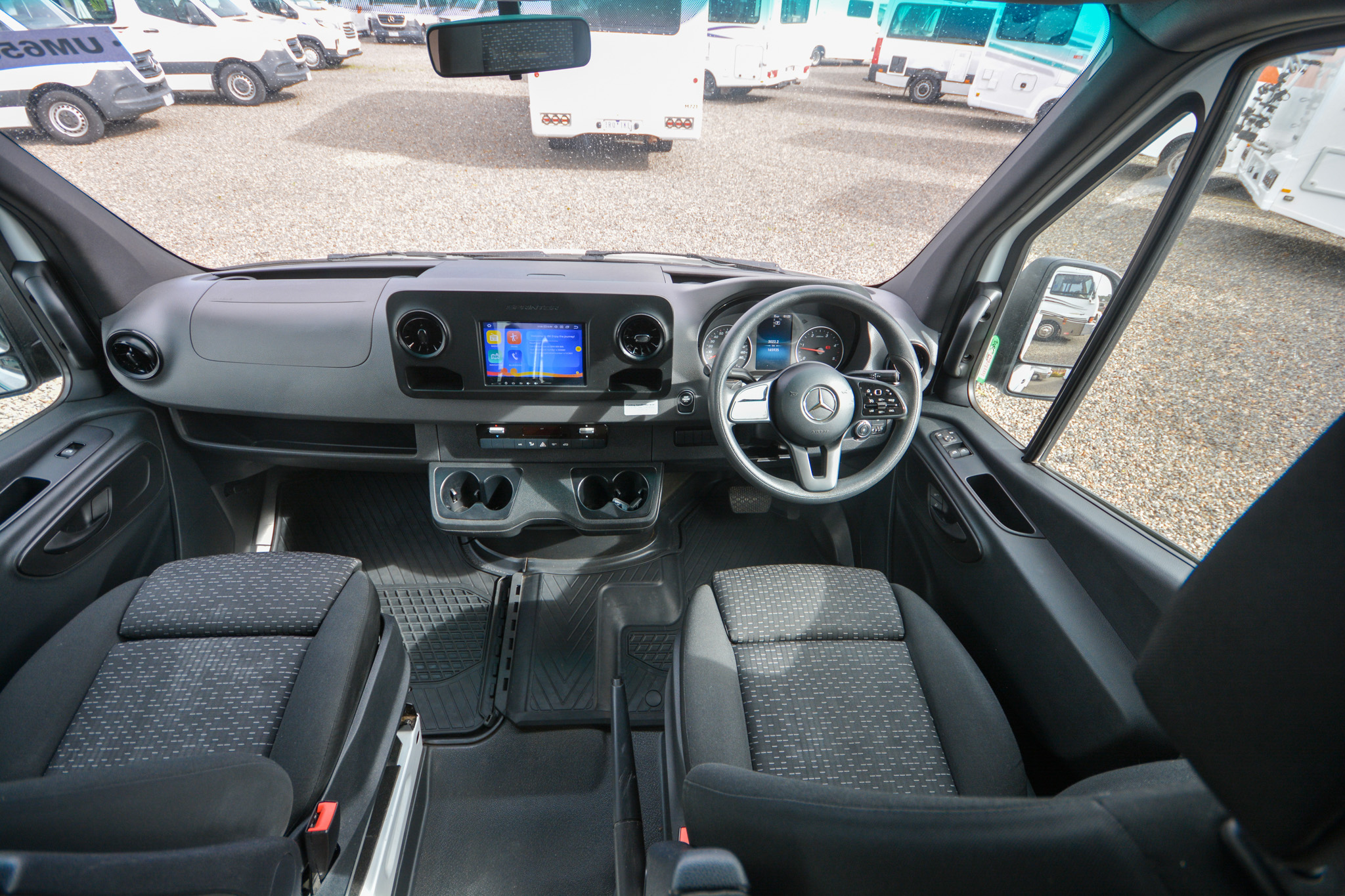 Carousel Popup Thumnails 15 - 2021 Kea Nomad M700 Mercedes 3 Berth