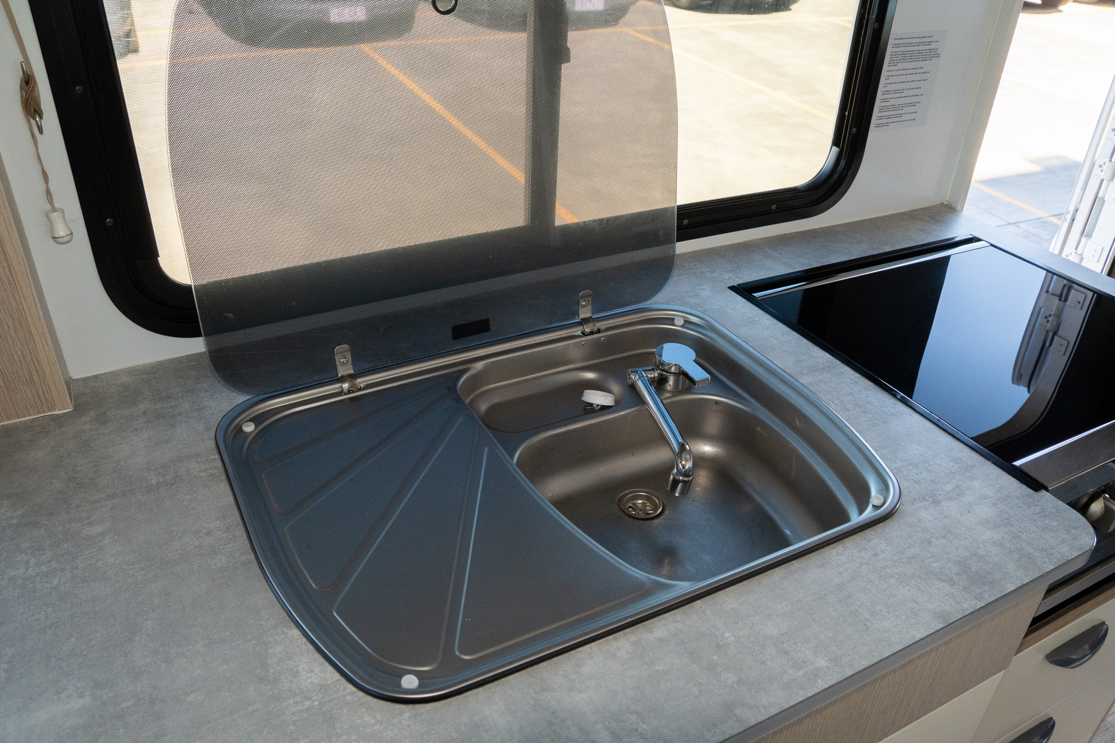 Carousel Popup Thumnails 27 - 2021 Kea Discovery M660 Mercedes 4 Berth