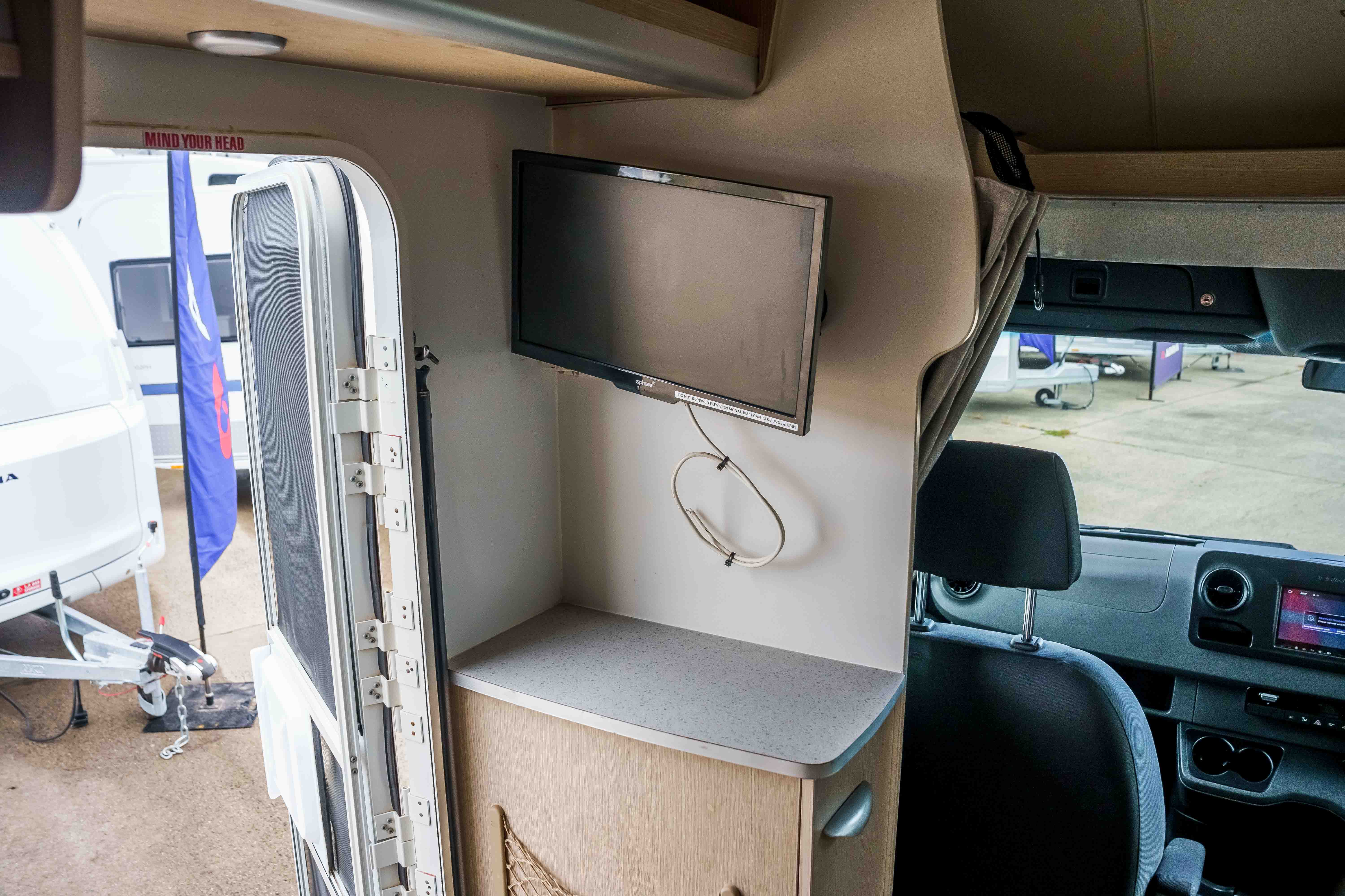 Carousel Popup Thumnails 11 - 2021 Kea Discovery M660 Mercedes 4 Berth